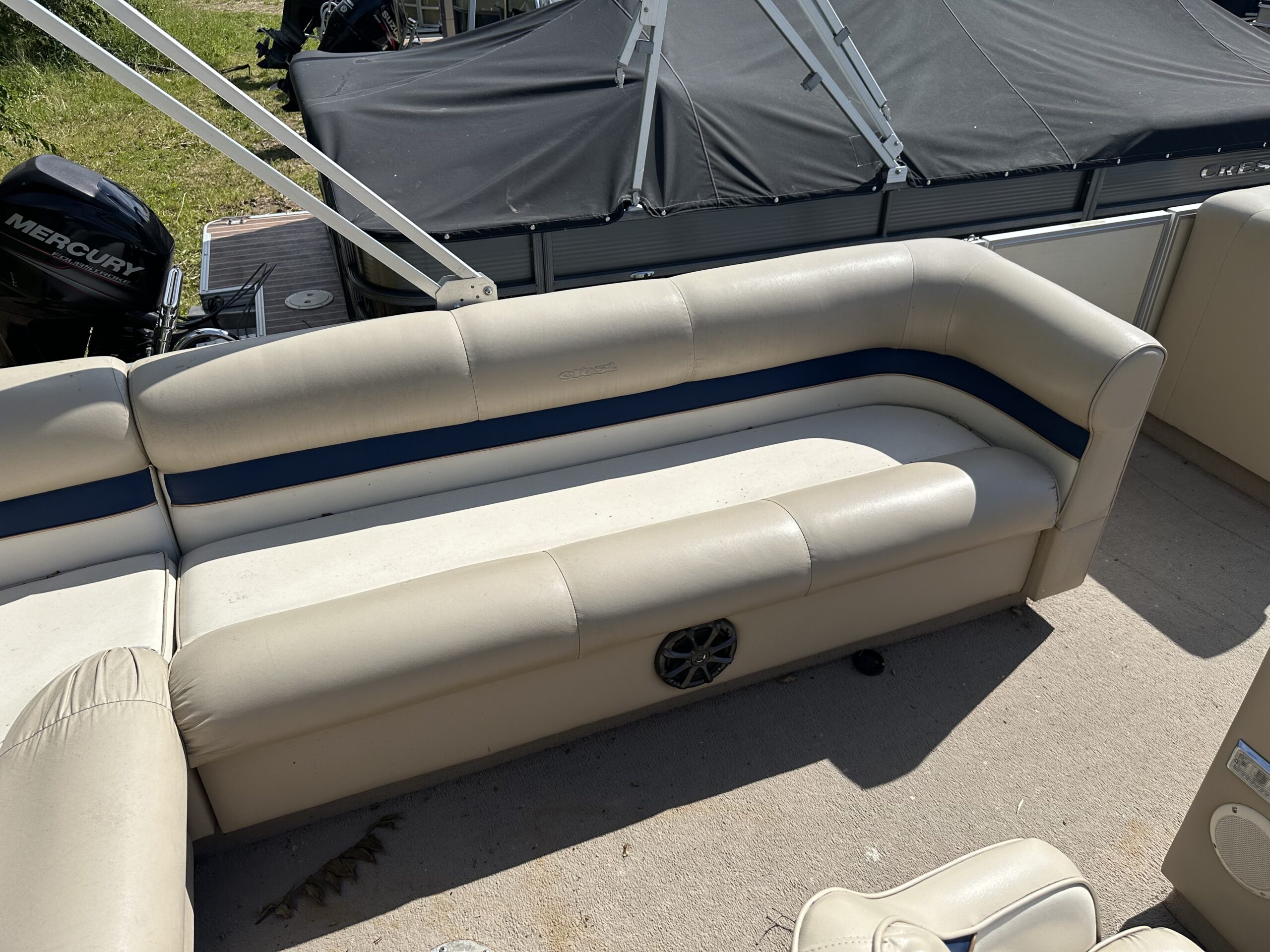 1998 Crest Caribbean HPT  Mariner 2.0 150hp 2 stroke