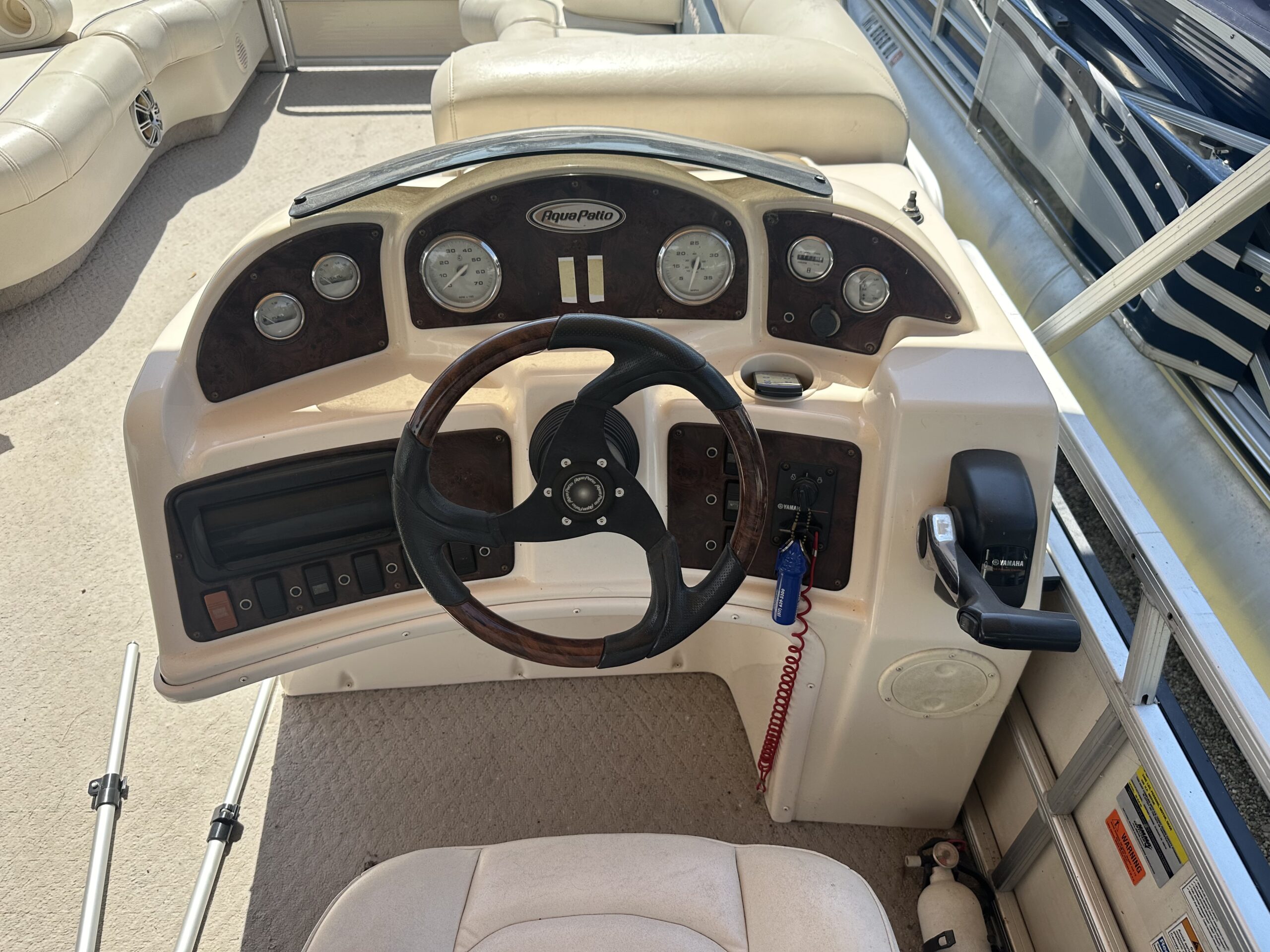 2006 Aqua Patio 20' Yamaha 90hp  Sea Legs and Liberator Bimini