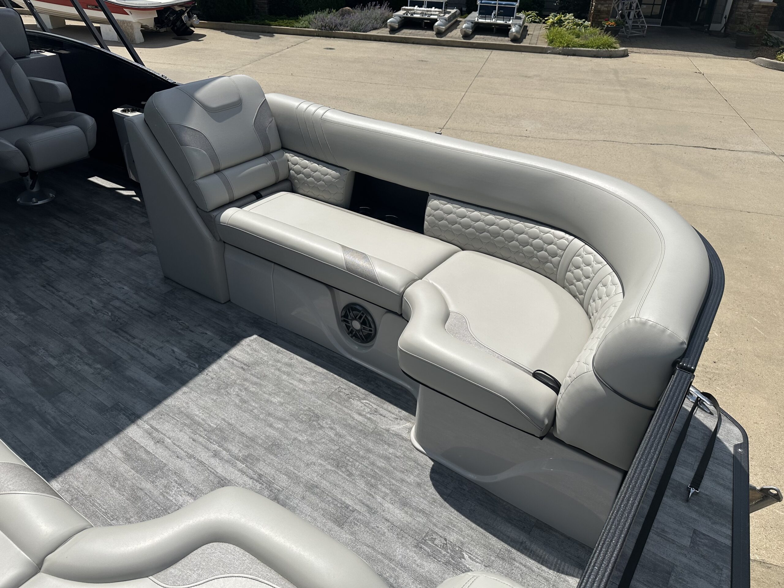 2022 Crest Caribbean LX 230 SLRC Tri Toon 300hp Mercury