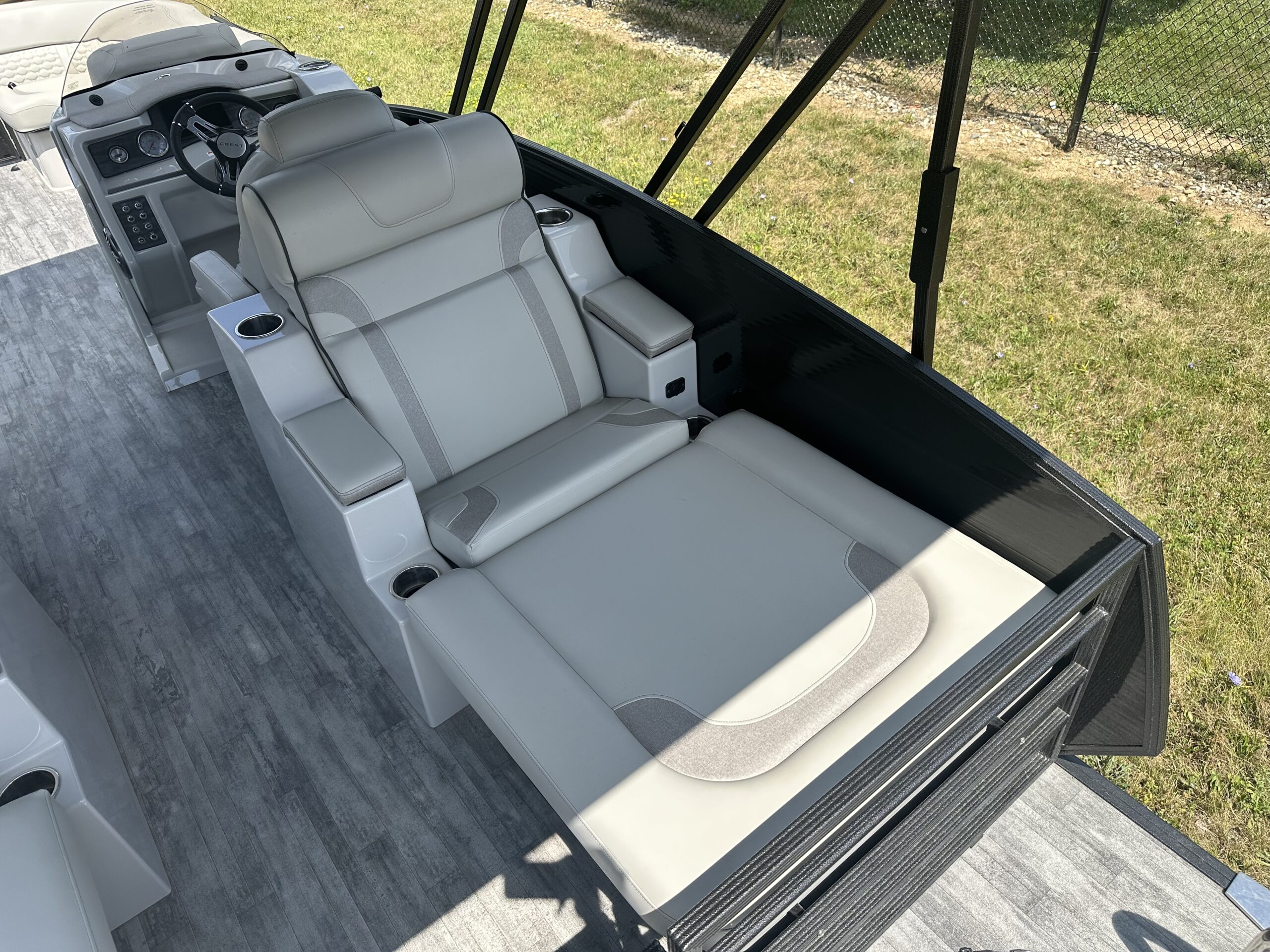 2022 Crest Caribbean LX 230 SLRC Tri Toon 300hp Mercury
