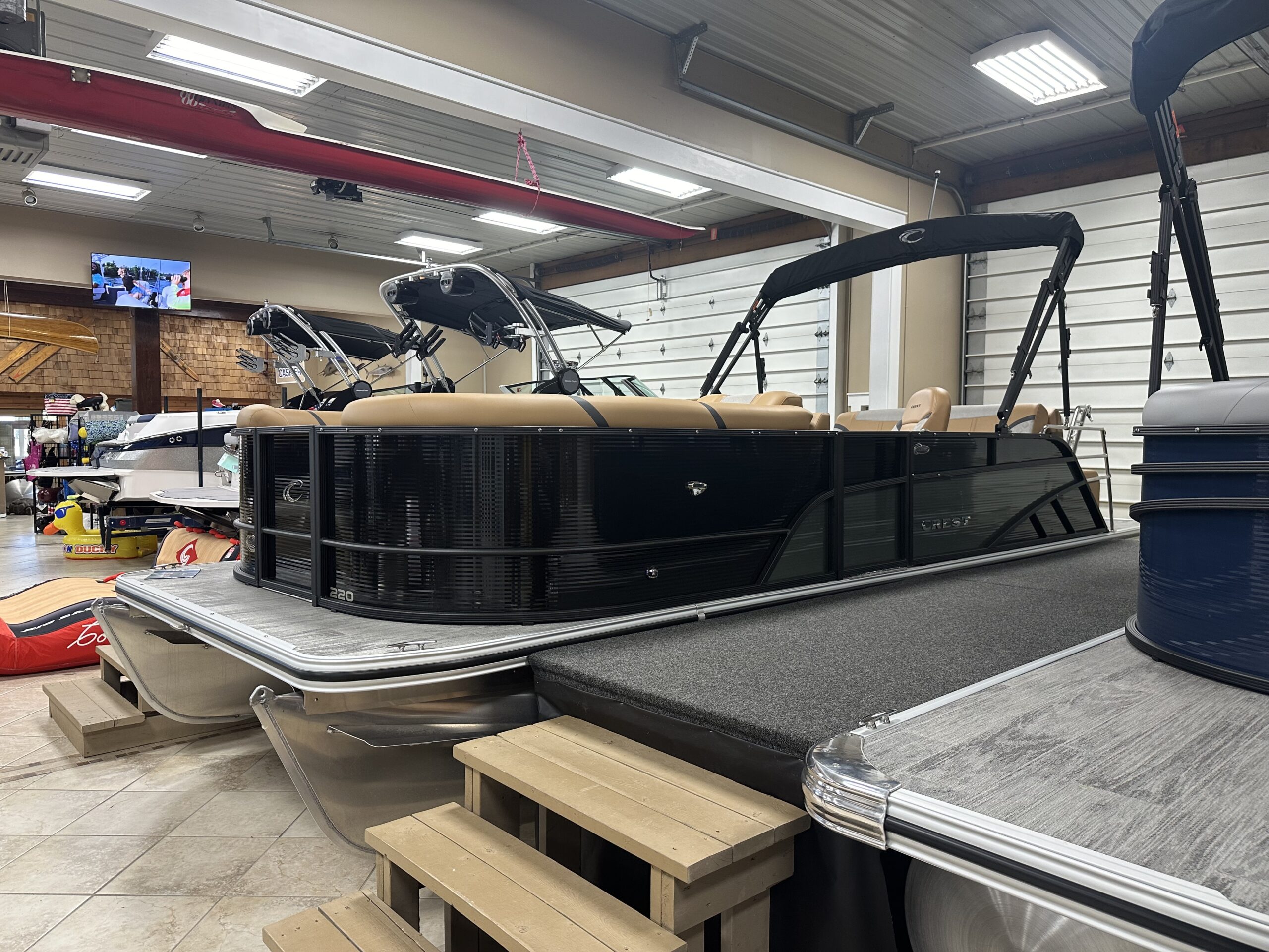 2025 Crest Classic 220 SLSC  Mercury 115hp