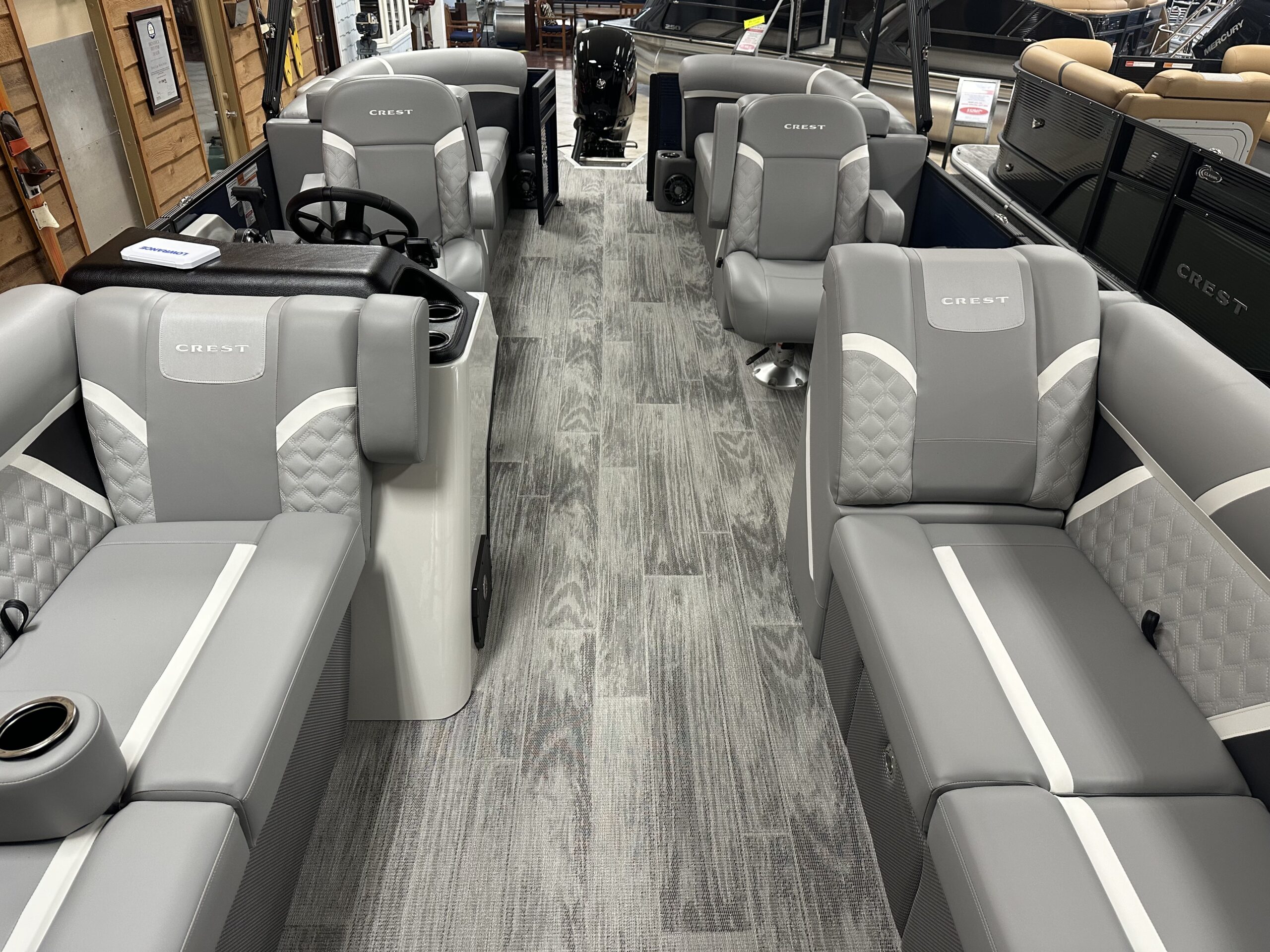 2025 Crest Classic 220 SLC  Mercury 115hp