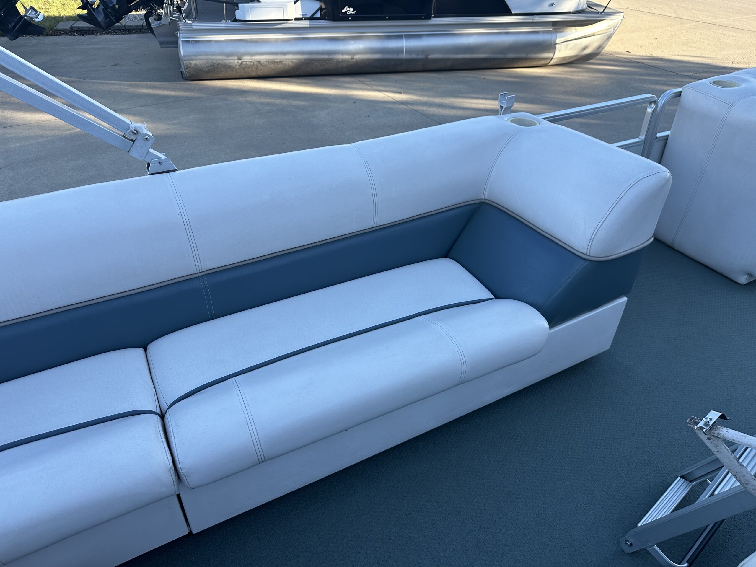 2000 Harris Euro Classic 24' Mercury 90hp