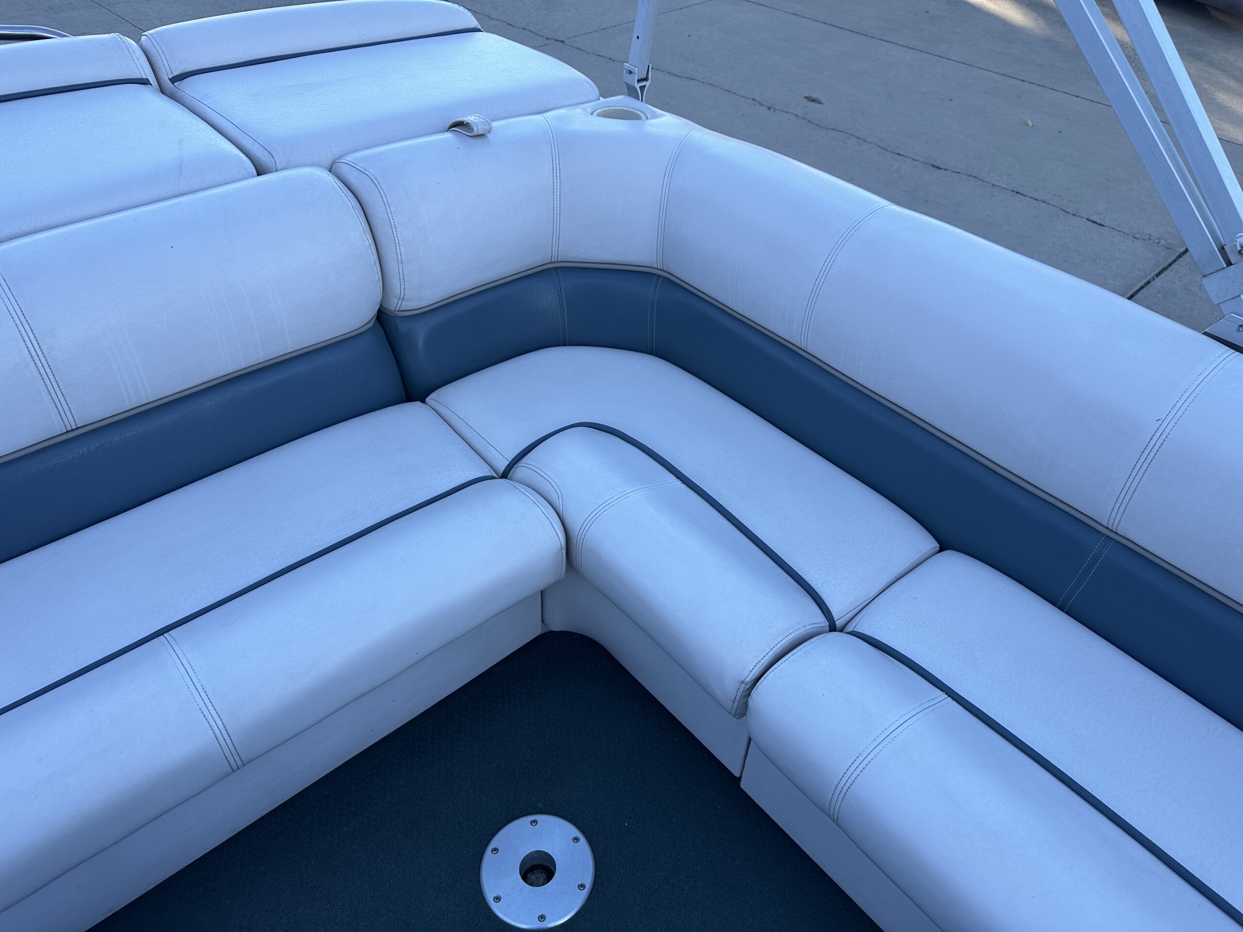 2000 Harris Euro Classic 24' Mercury 90hp