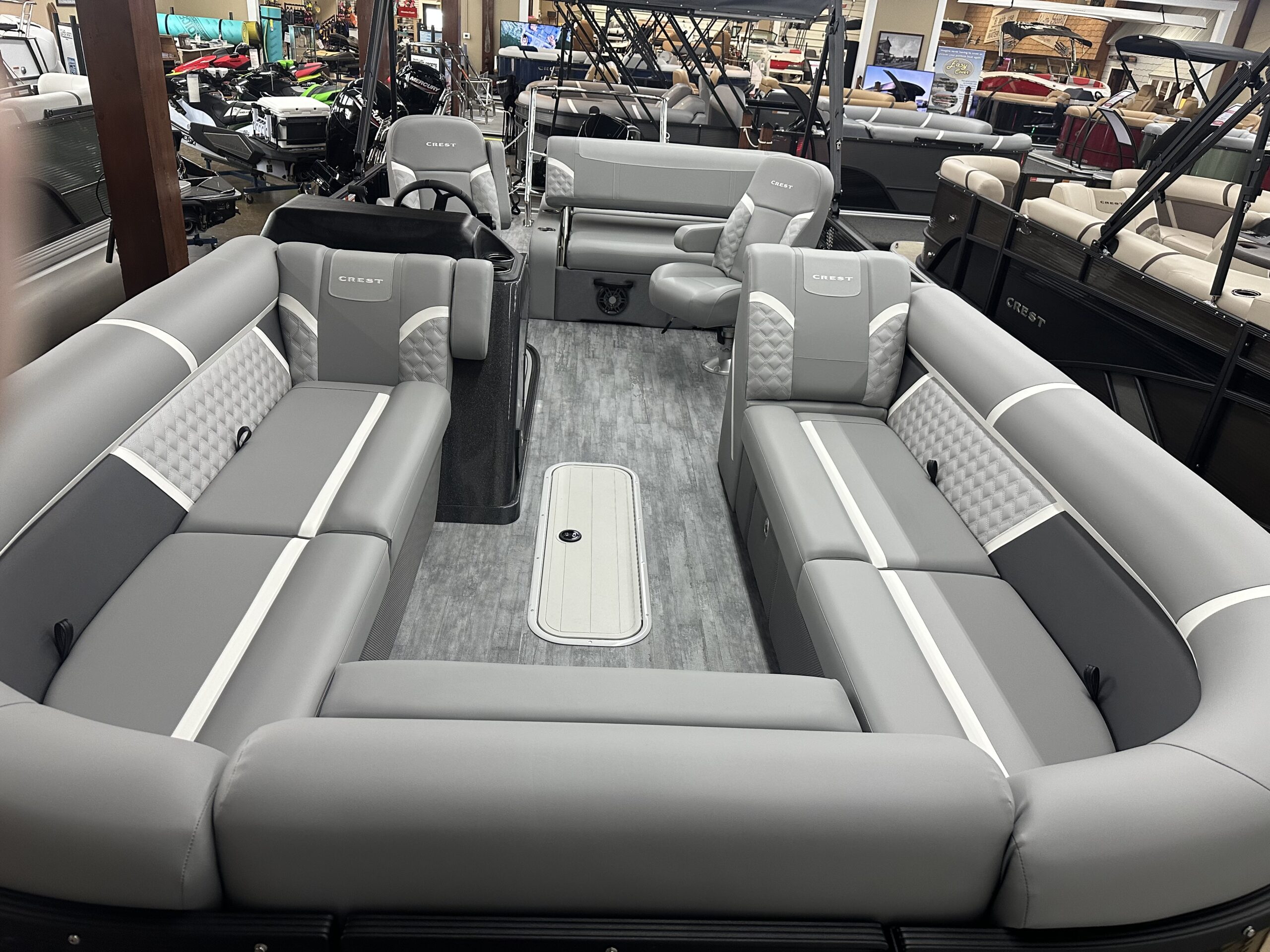 2025 Crest Classis 240 SLSC Tri Toon 250hp Mercury
