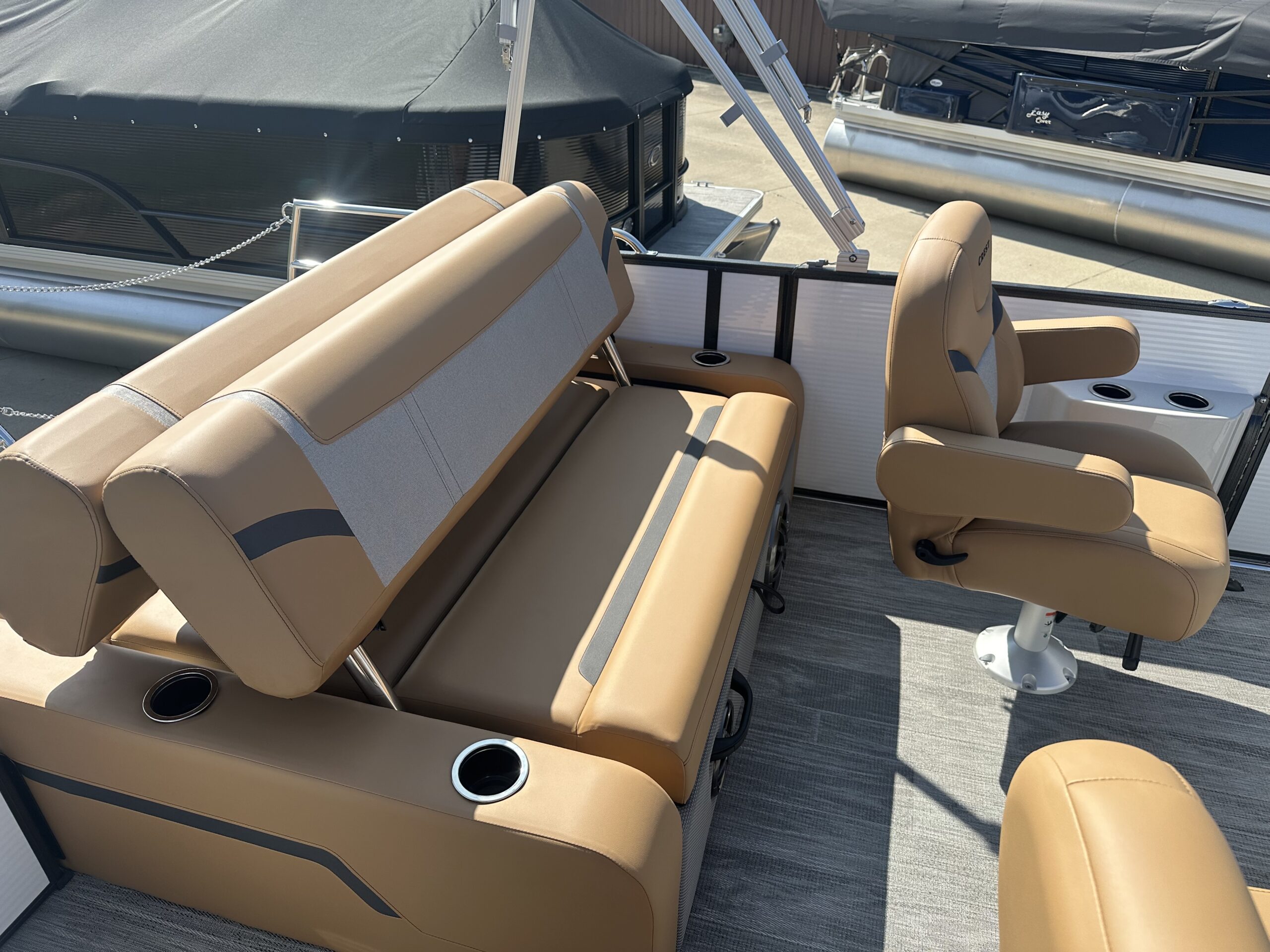 2024 Crest Classic LX 220 SLSC Tri Toon Mercury 200hp