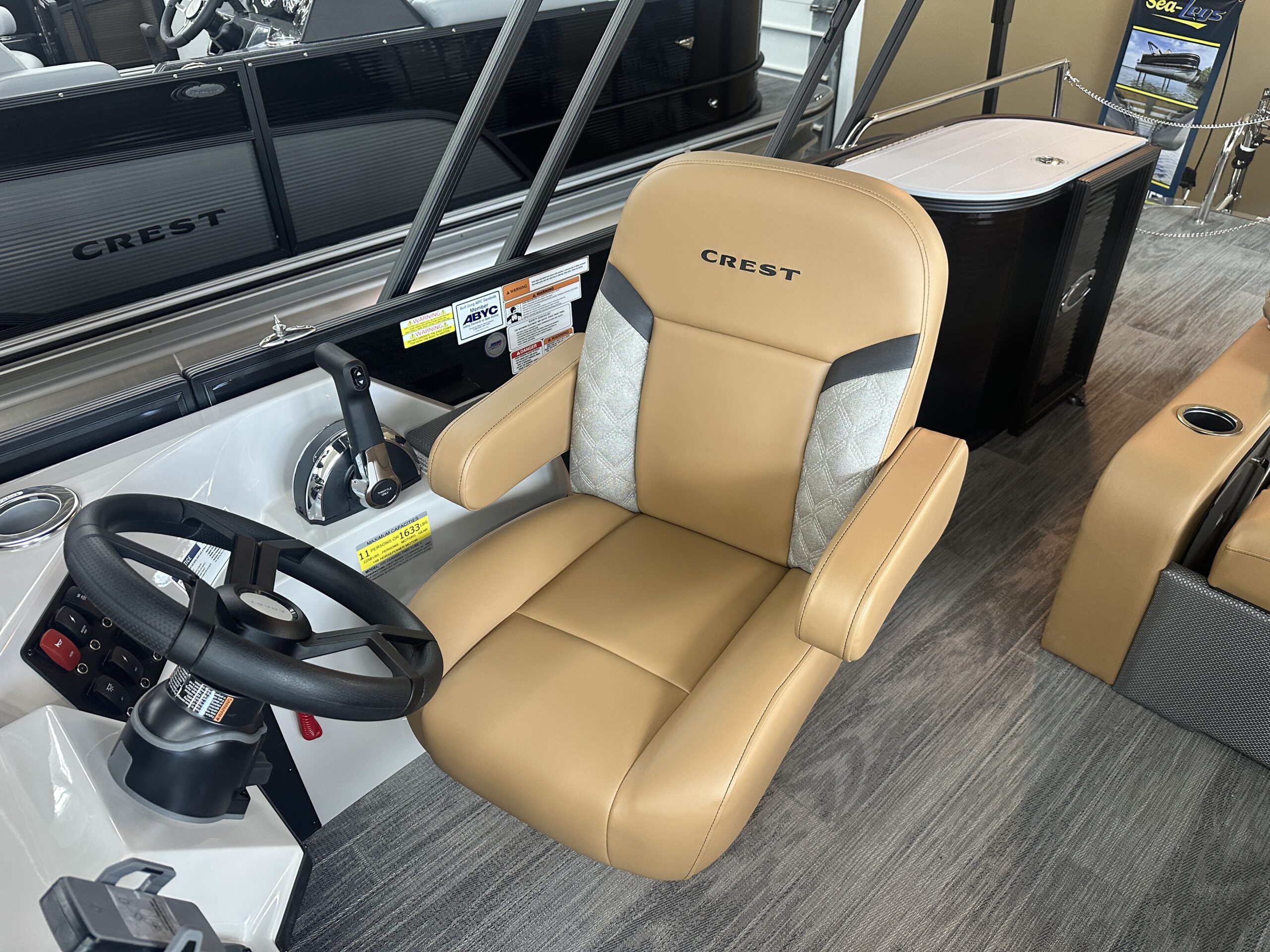 2025 Crest Classic 220 SLS  115hp Mercury Easy Cover