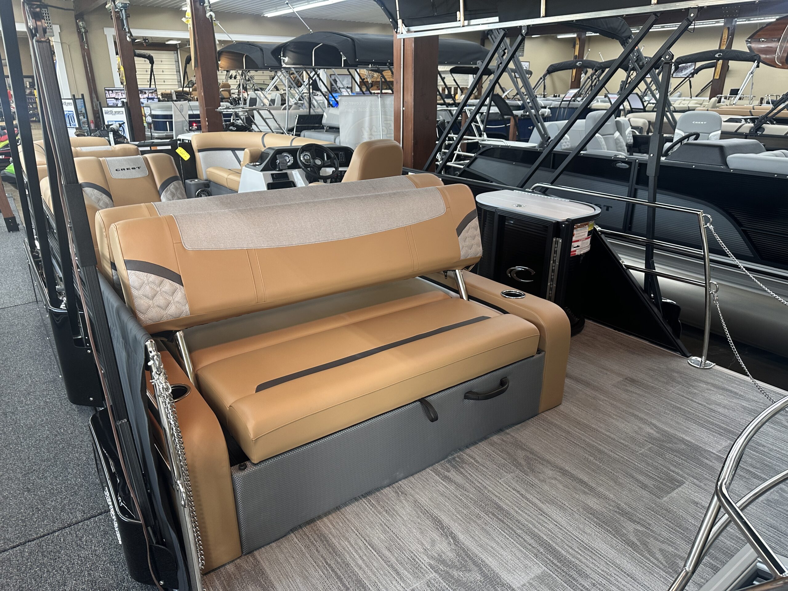 2025 Crest Classic 220 SLS  115hp Mercury Easy Cover