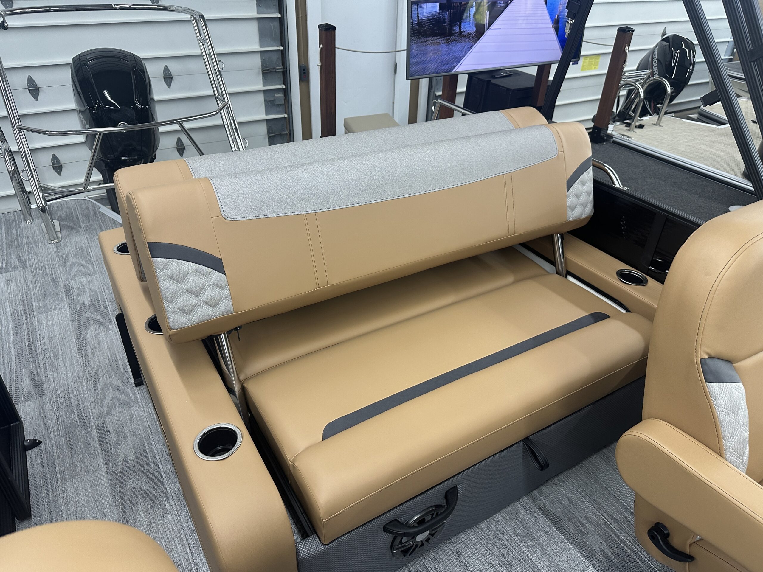 2025 Crest Classic 240 SLSC Mercury 115hp CT