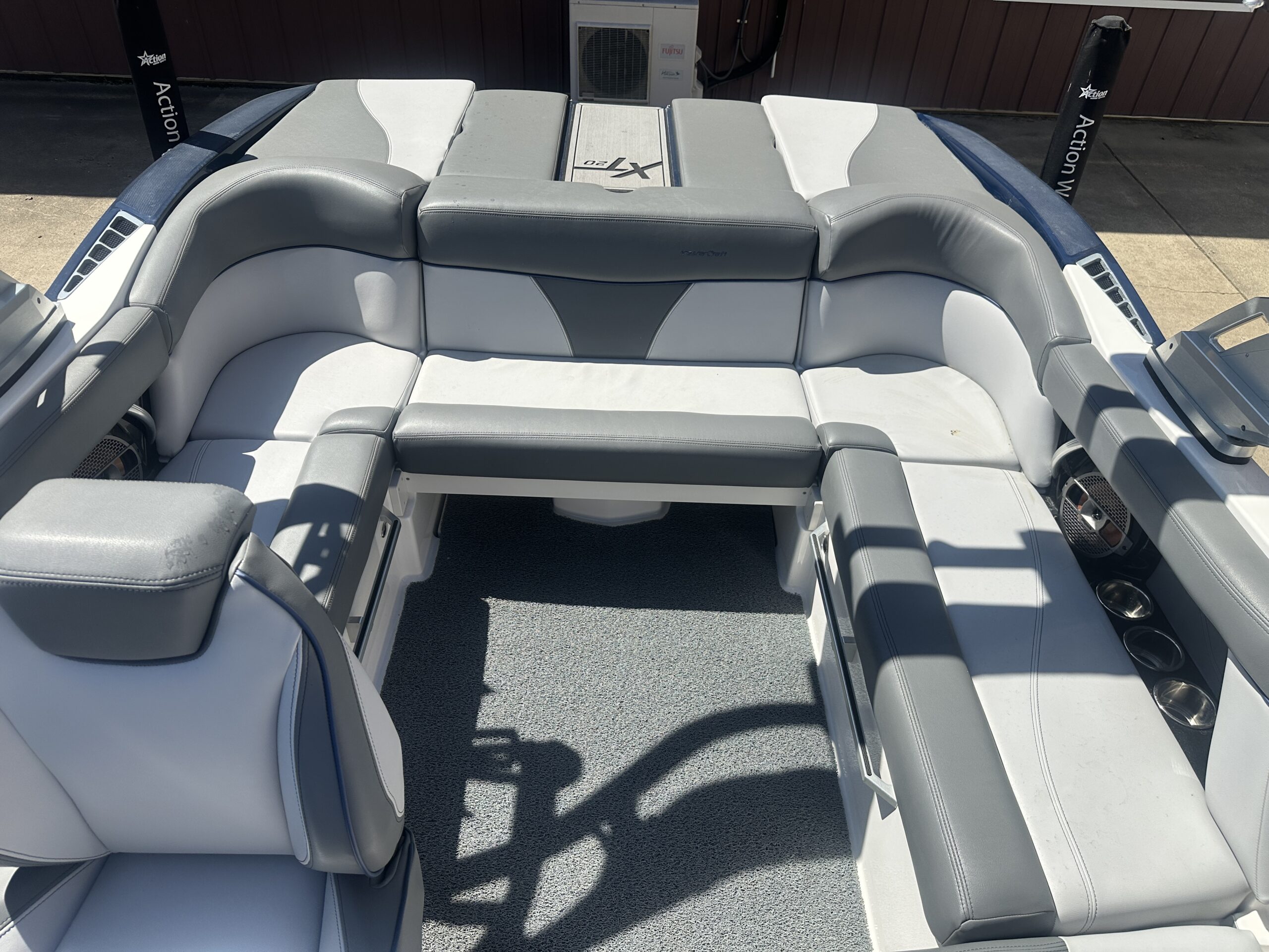 2020 Mastercraft XT20