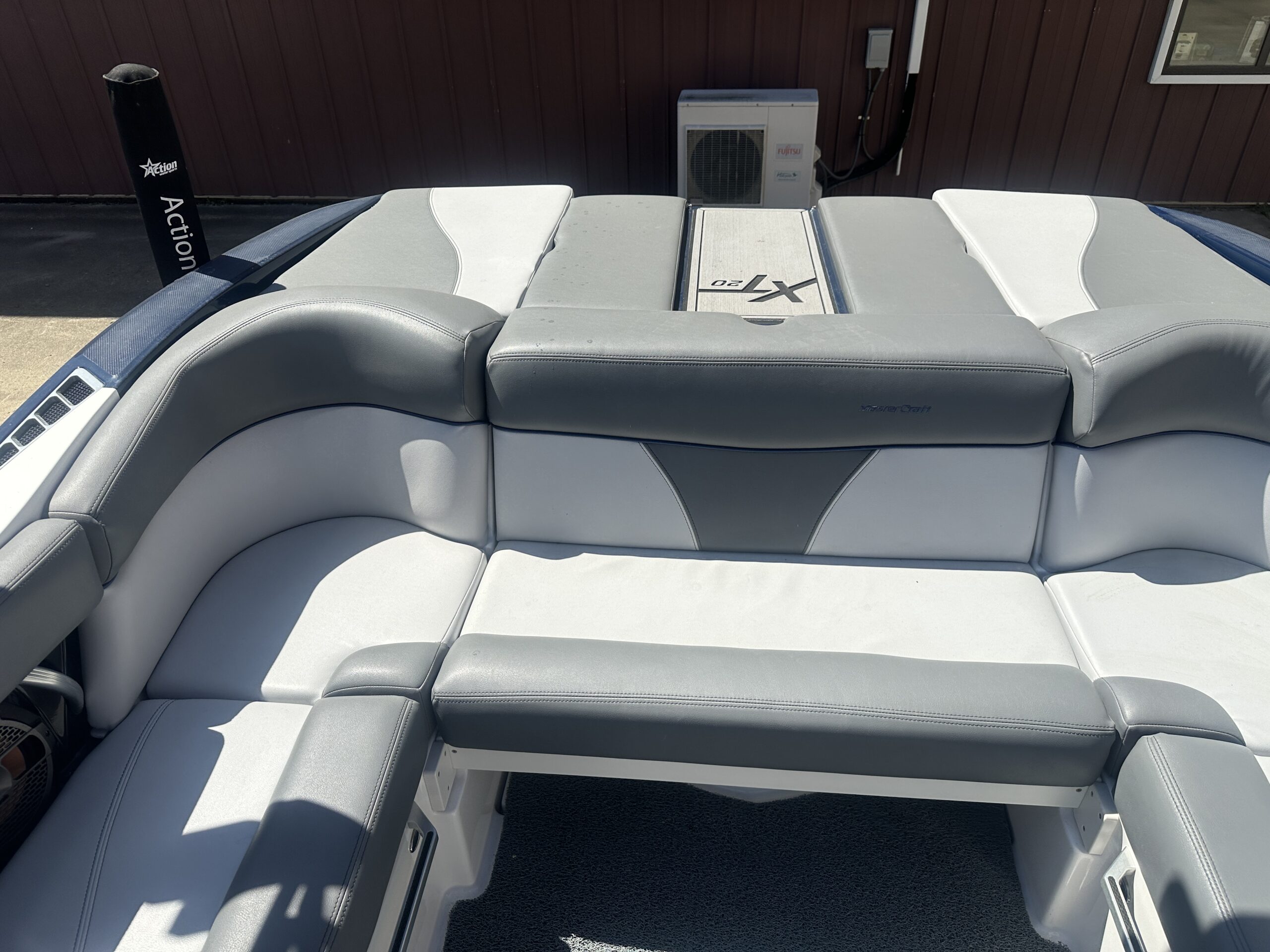 2020 Mastercraft XT20