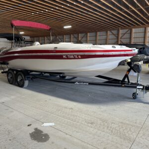 2008 Harris V220I Deck Boat  260hp Mercruiser 5.0 V8
