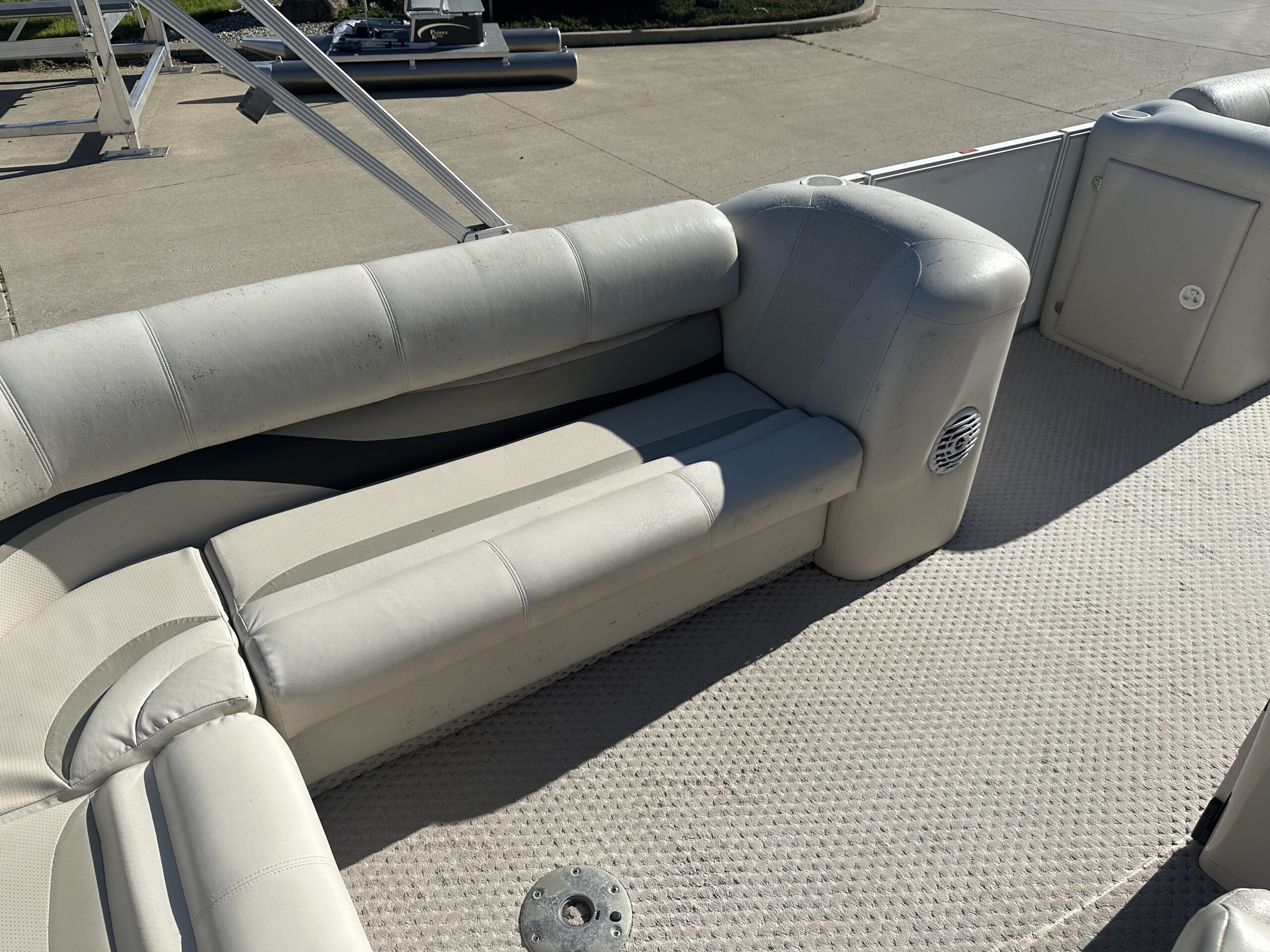 2007 Crest II LM 2003 Mercury 40hp EFI 4 stroke