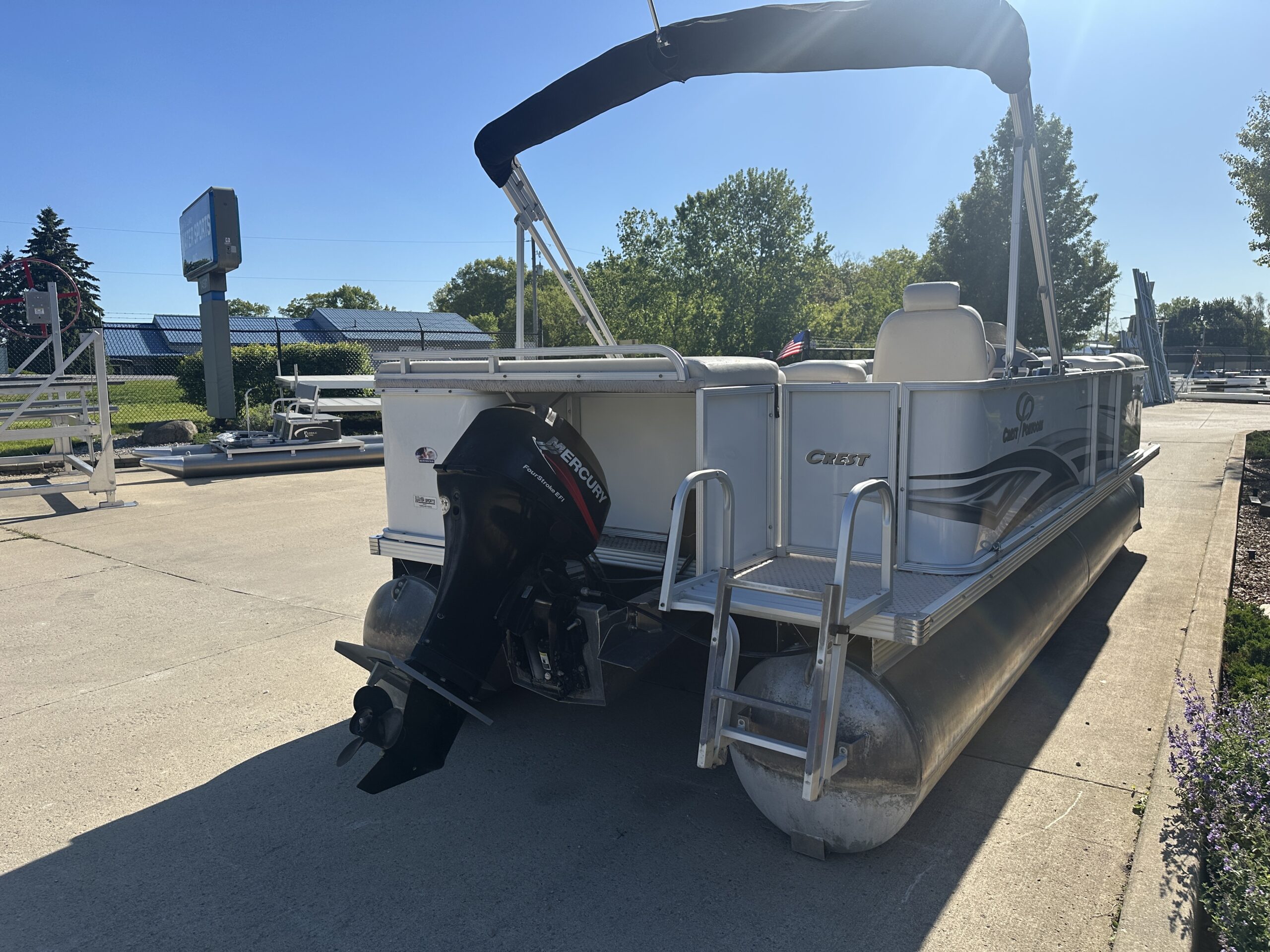 2007 Crest II LM 2003 Mercury 40hp EFI 4 stroke