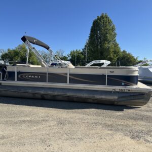 2012 Crest Classic 230  Mercury 50hp 4 stroke