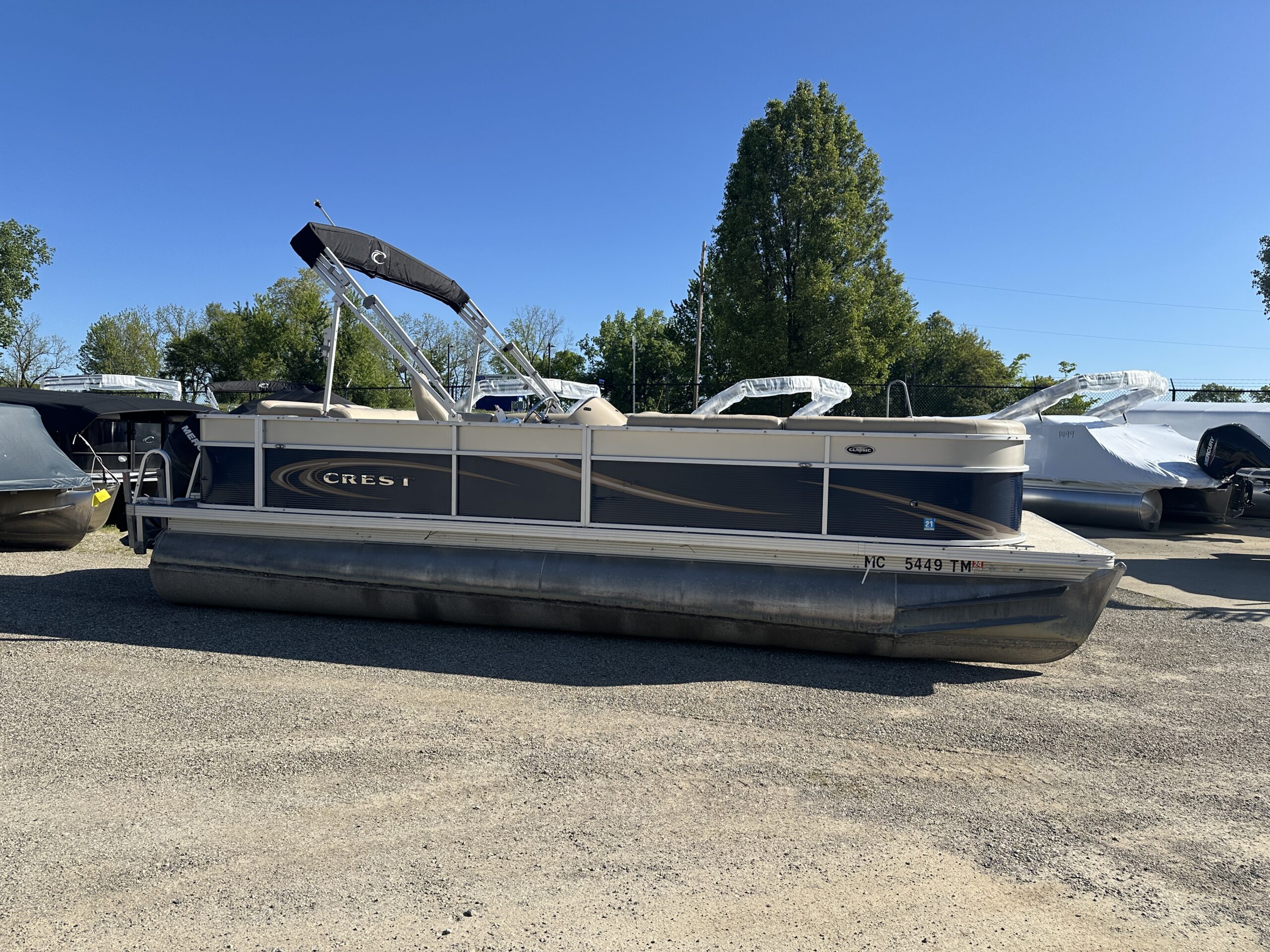 2012 Crest Classic 230  Mercury 50hp 4 stroke