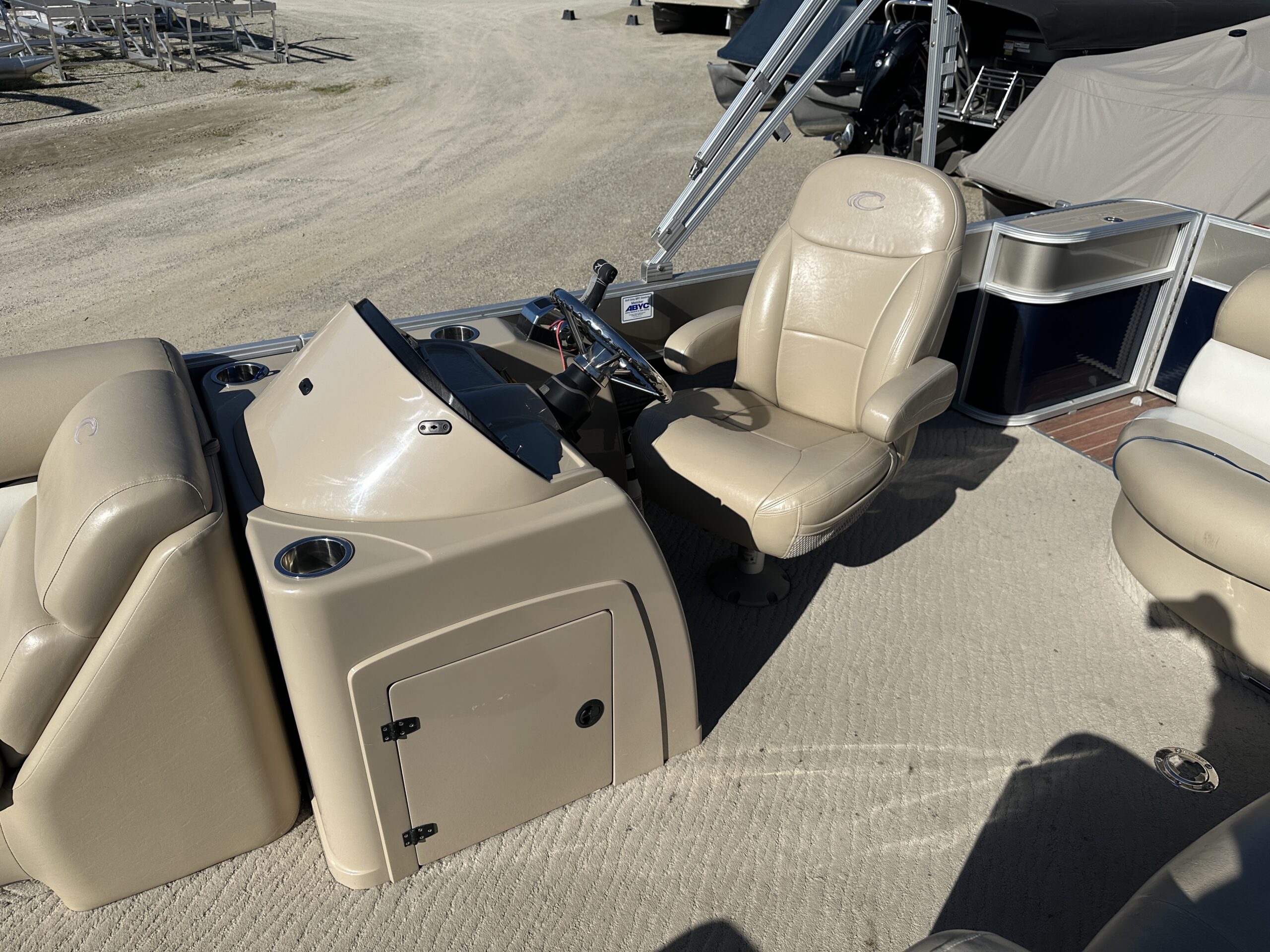 2012 Crest Classic 230  Mercury 50hp 4 stroke