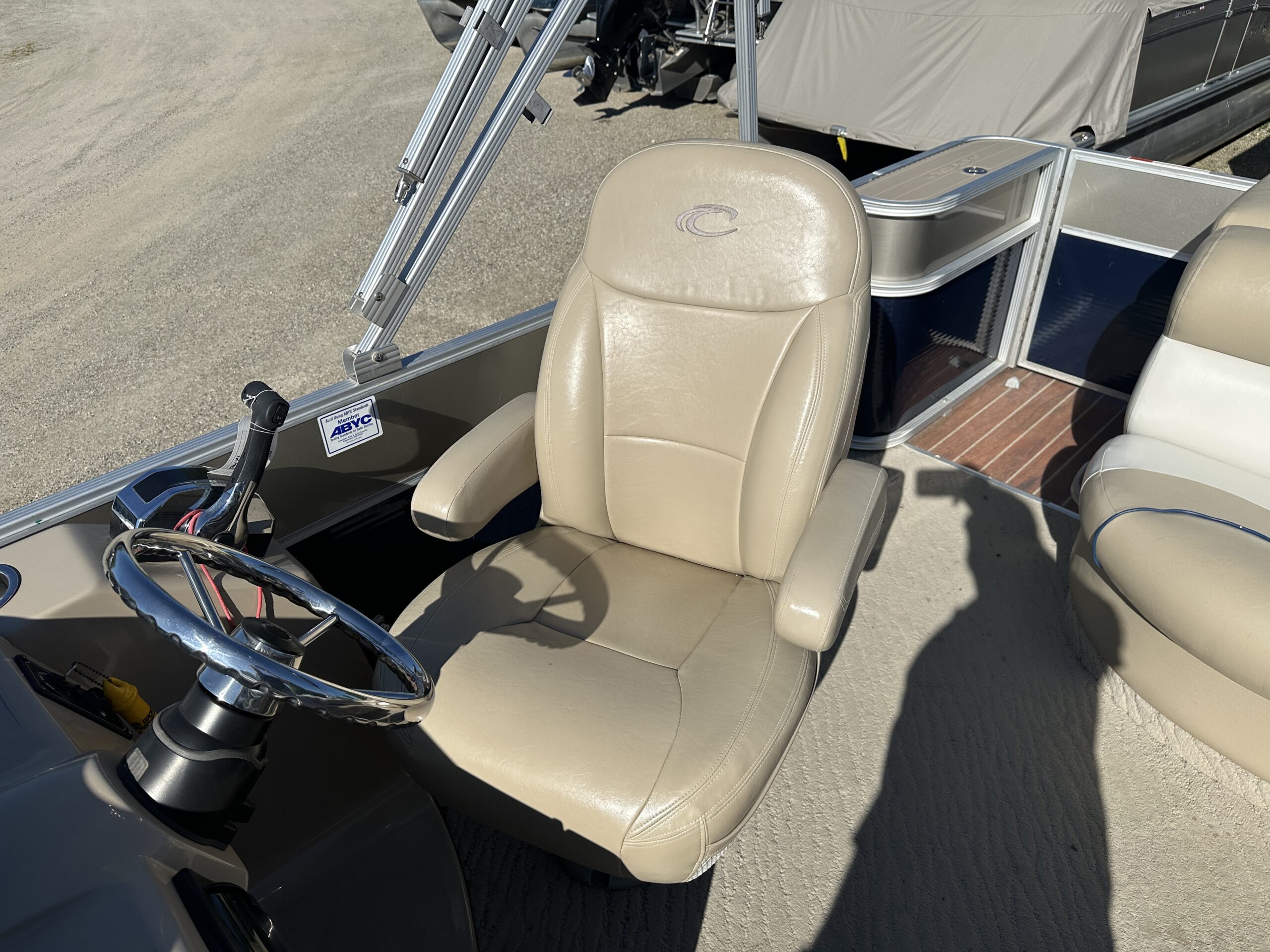2012 Crest Classic 230  Mercury 50hp 4 stroke
