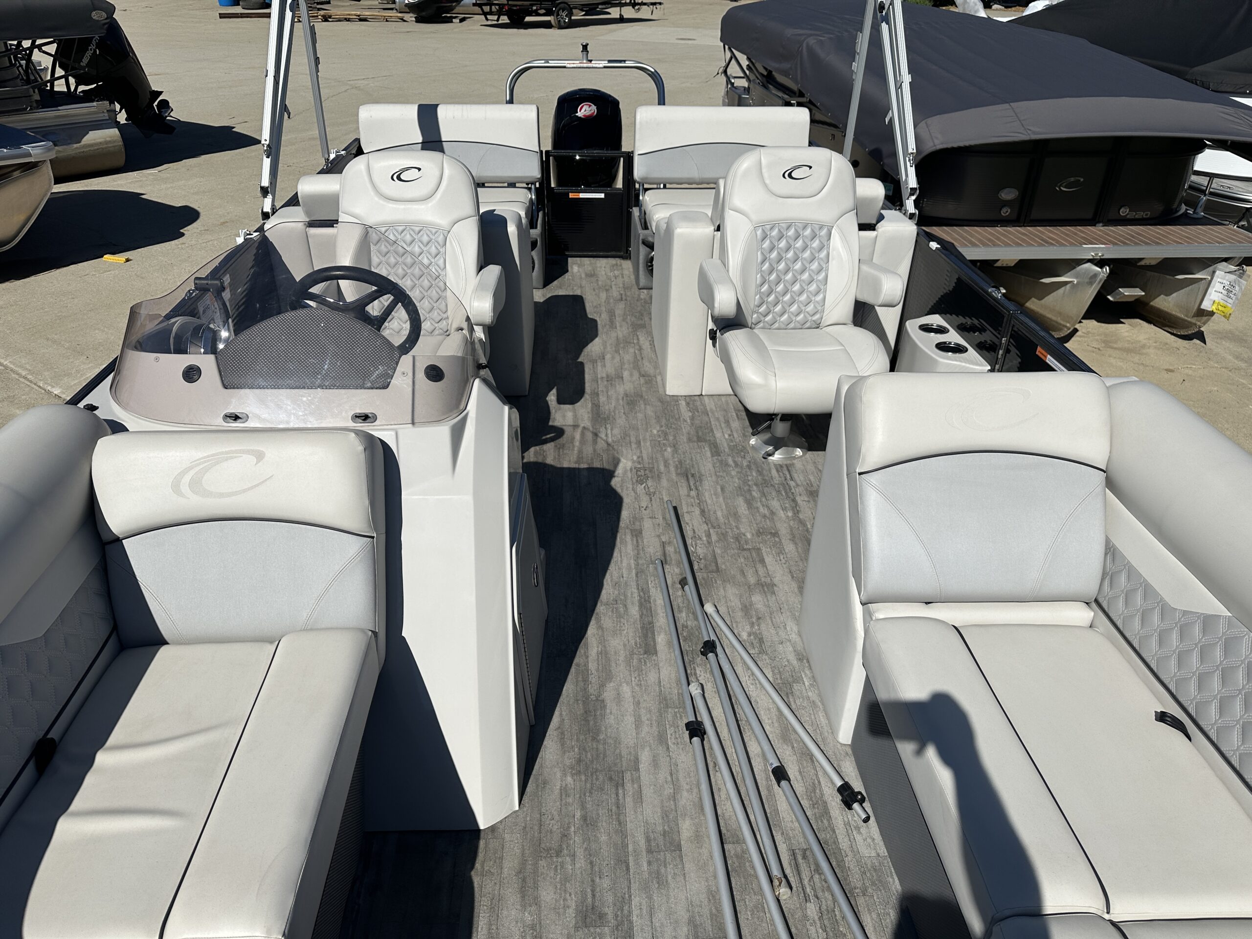 2022 Crest Classic DLX 220 Tri Toon  Mercury 150hp