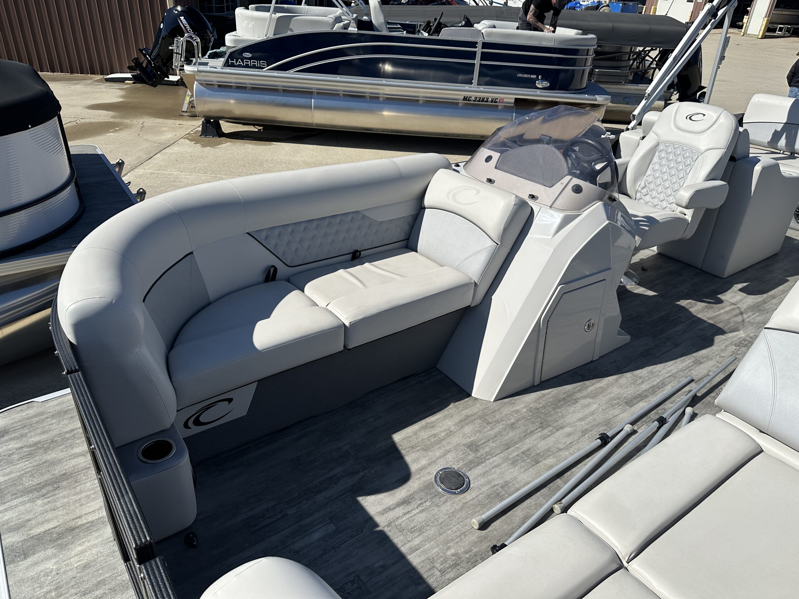 2022 Crest Classic DLX 220 Tri Toon  Mercury 150hp