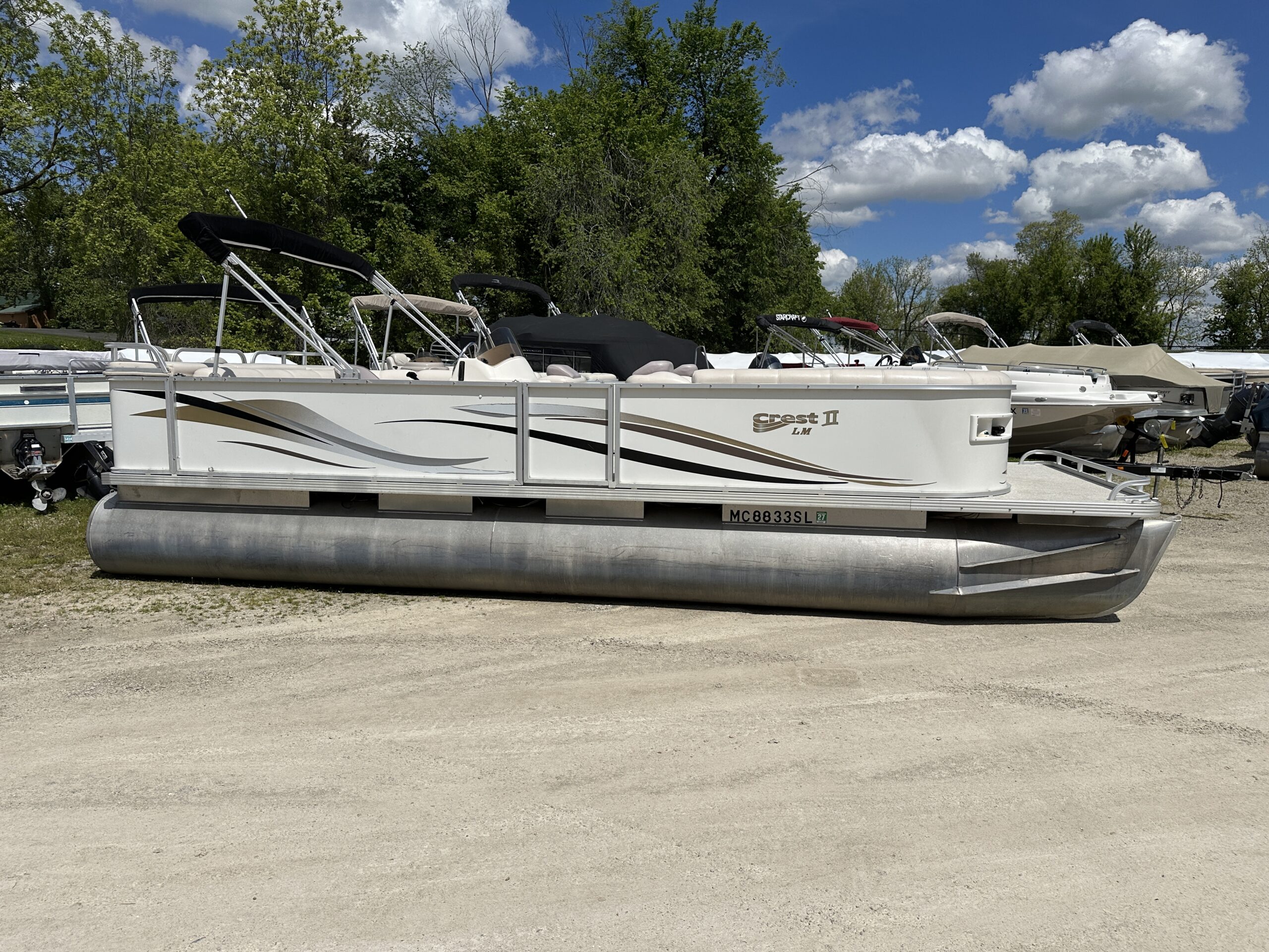 2003 Crest II 25'  Mercury 60hp