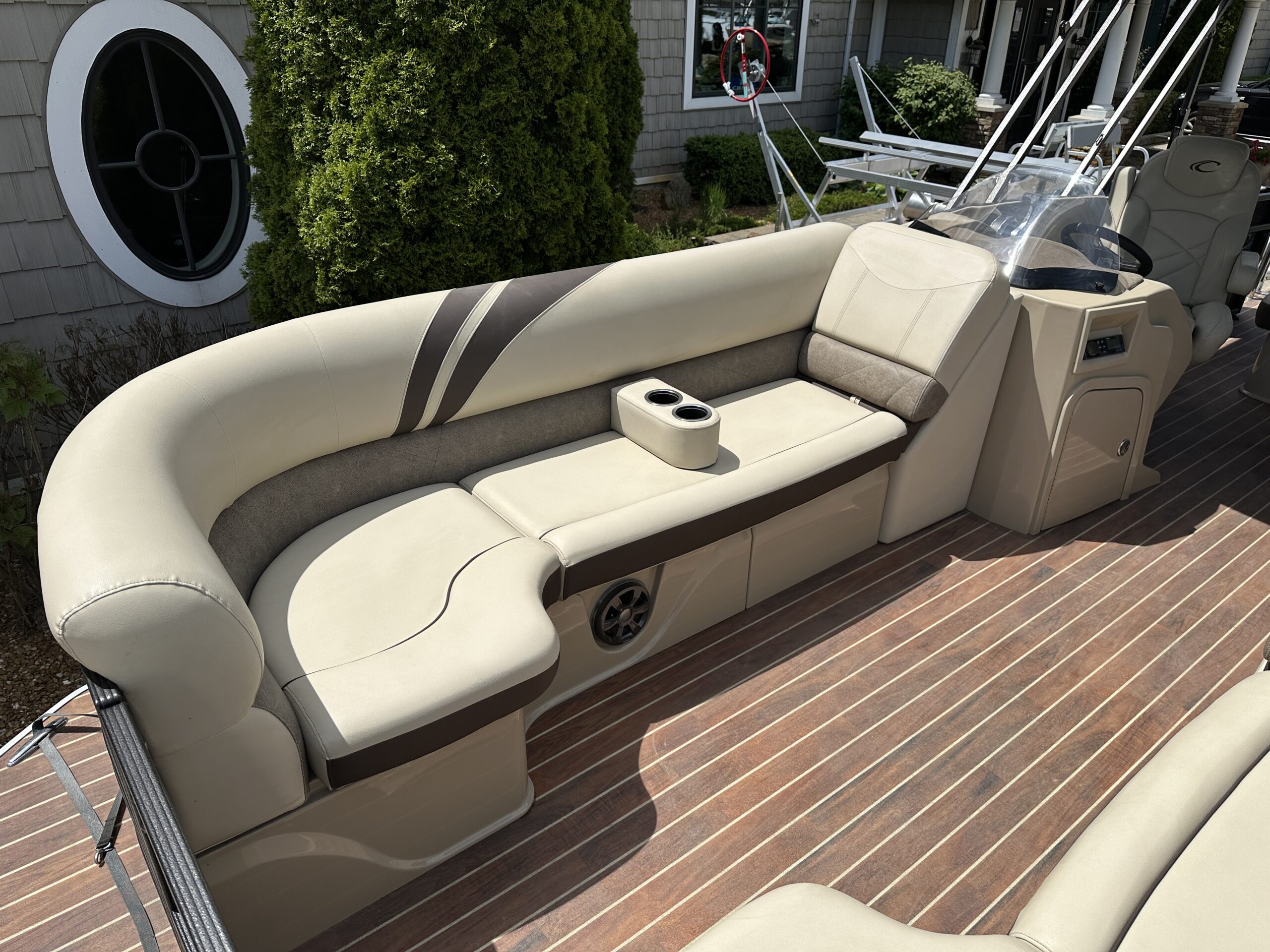 2019 Crest Classic 230 Tri Toon  Mercury 115hp Pro XS