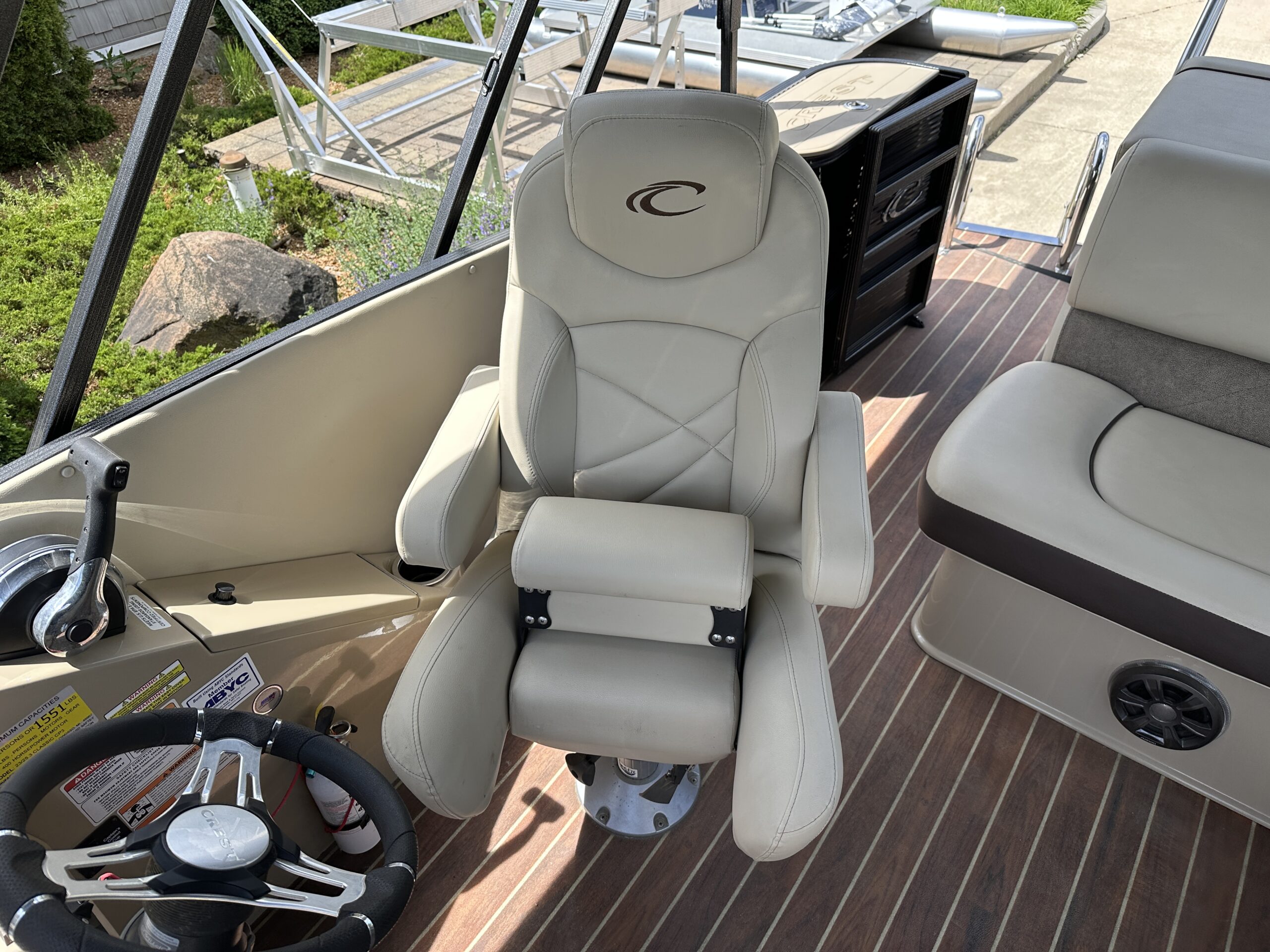 2019 Crest Classic 230 Tri Toon  Mercury 115hp Pro XS