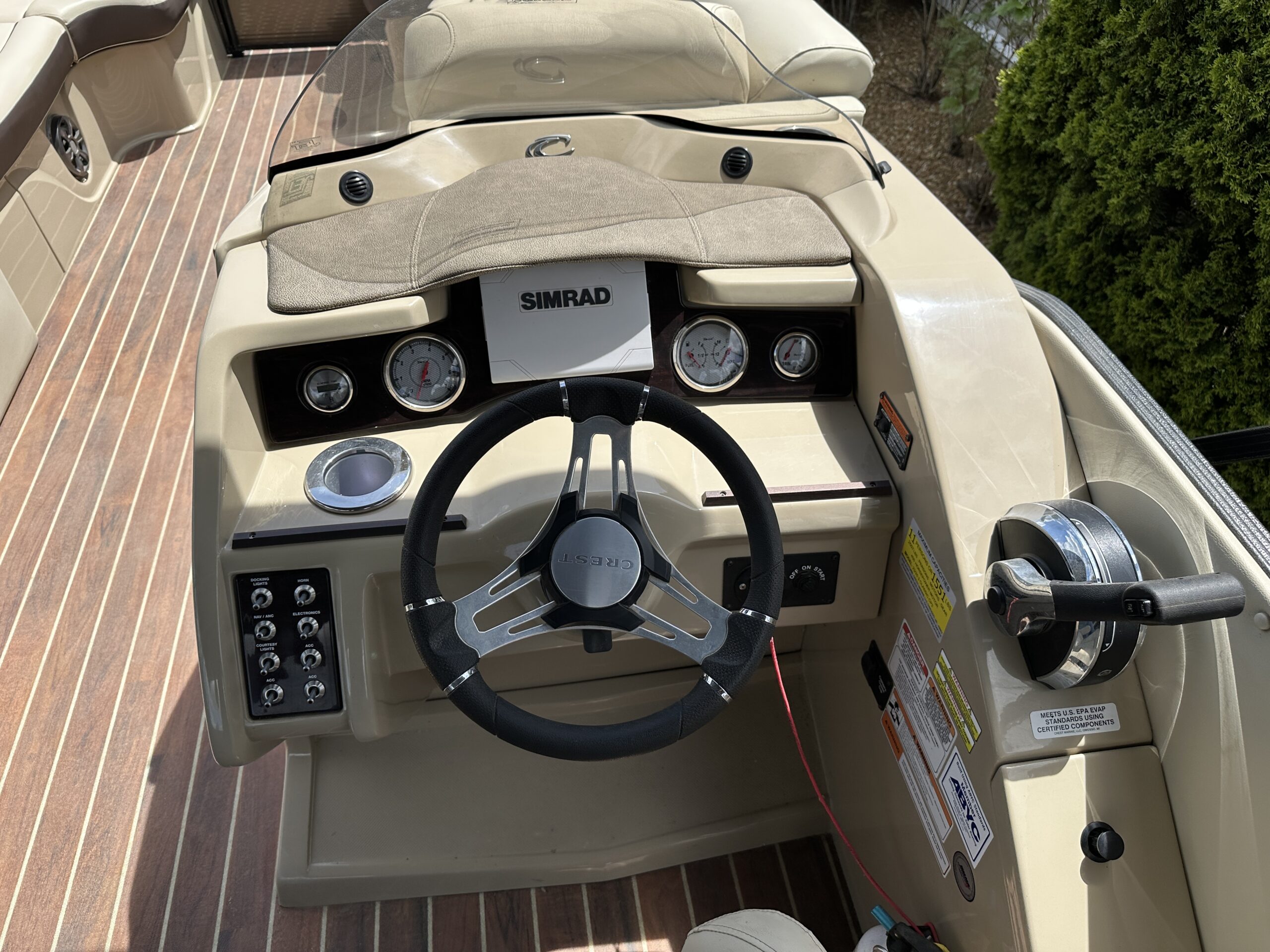 2019 Crest Classic 230 Tri Toon  Mercury 115hp Pro XS