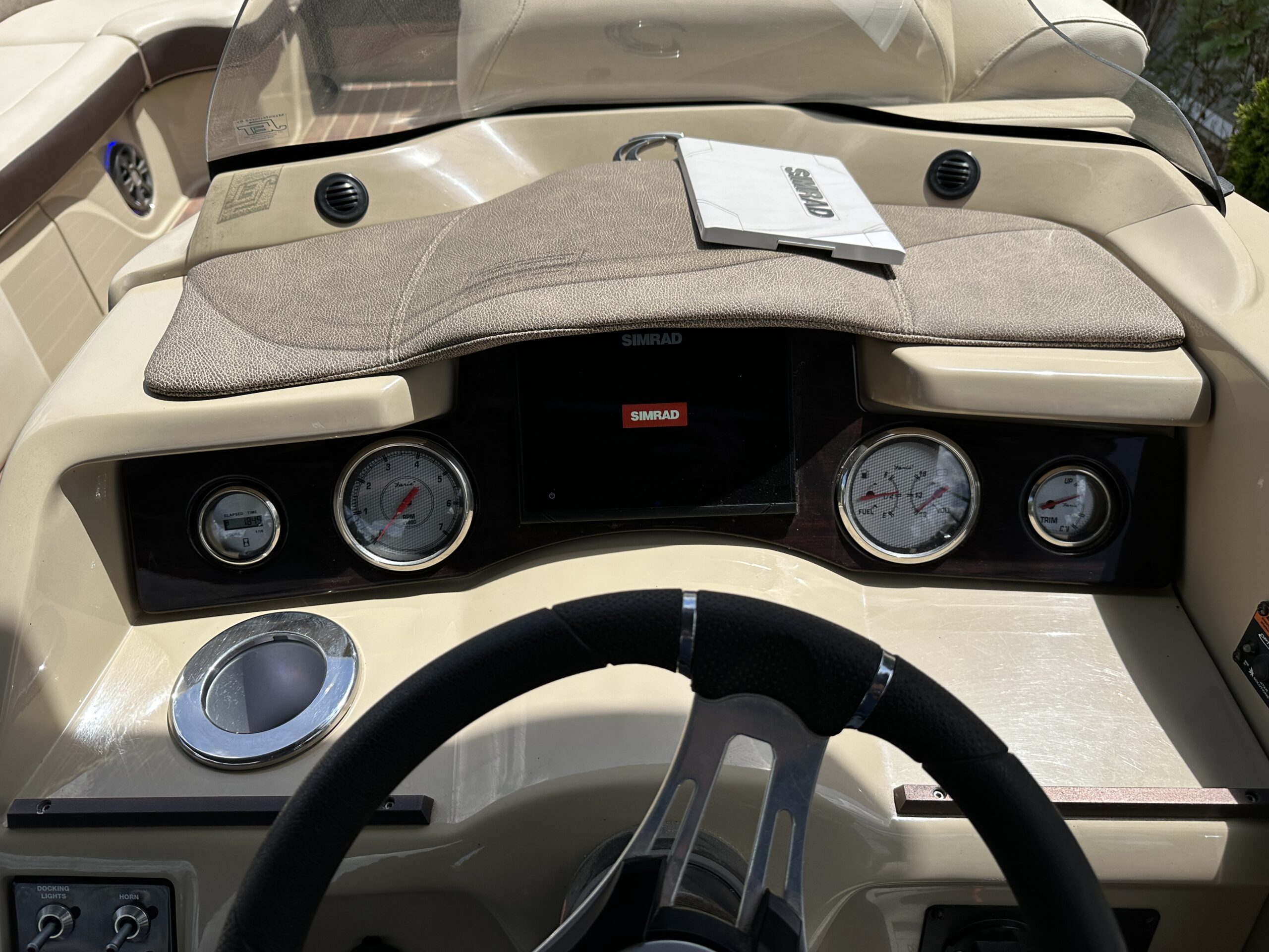 2019 Crest Classic 230 Tri Toon  Mercury 115hp Pro XS