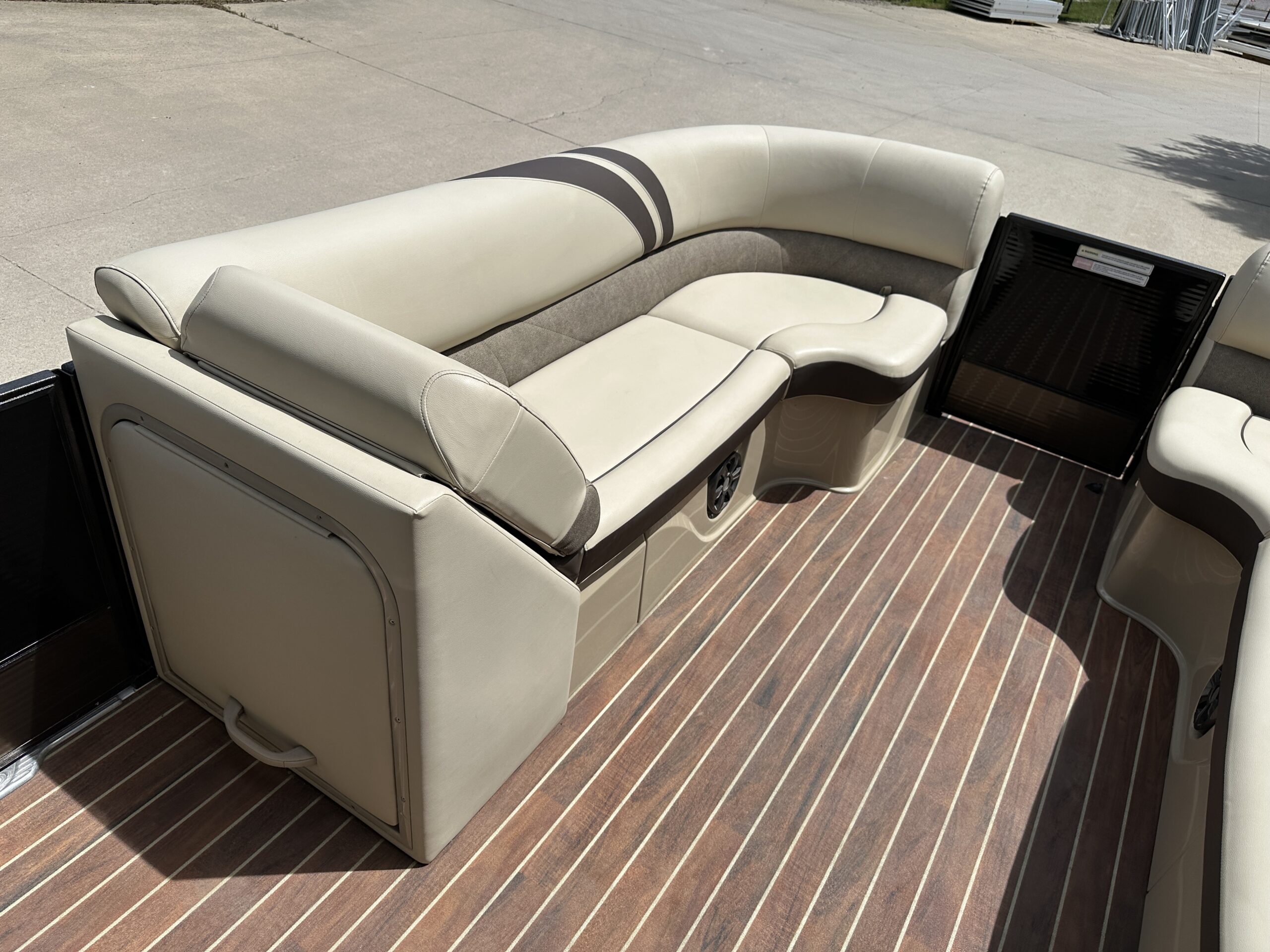 2019 Crest Classic 230 Tri Toon  Mercury 115hp Pro XS