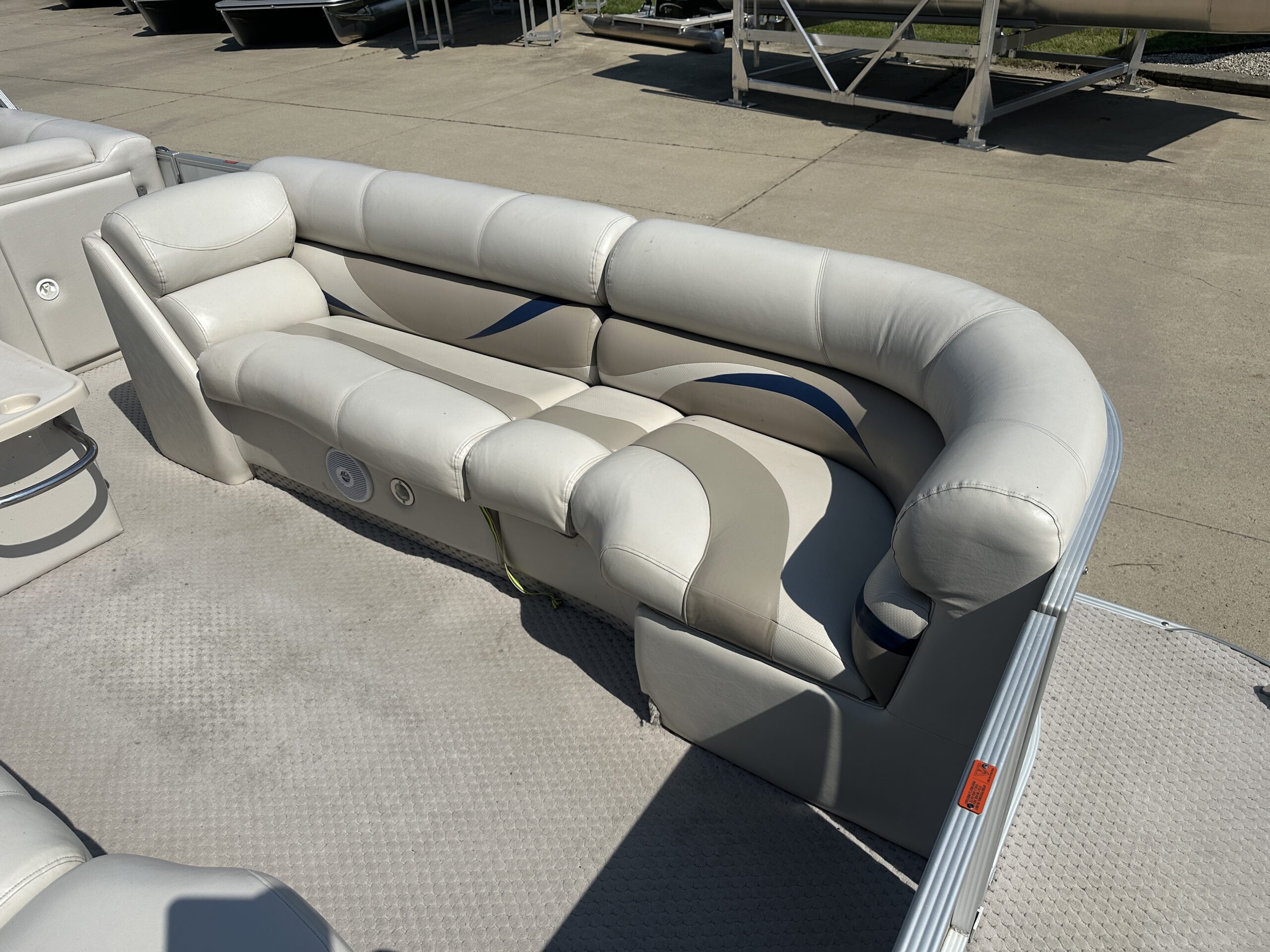 2006 Crest Caribbean 250  Mercury 50hp 4 Stroke