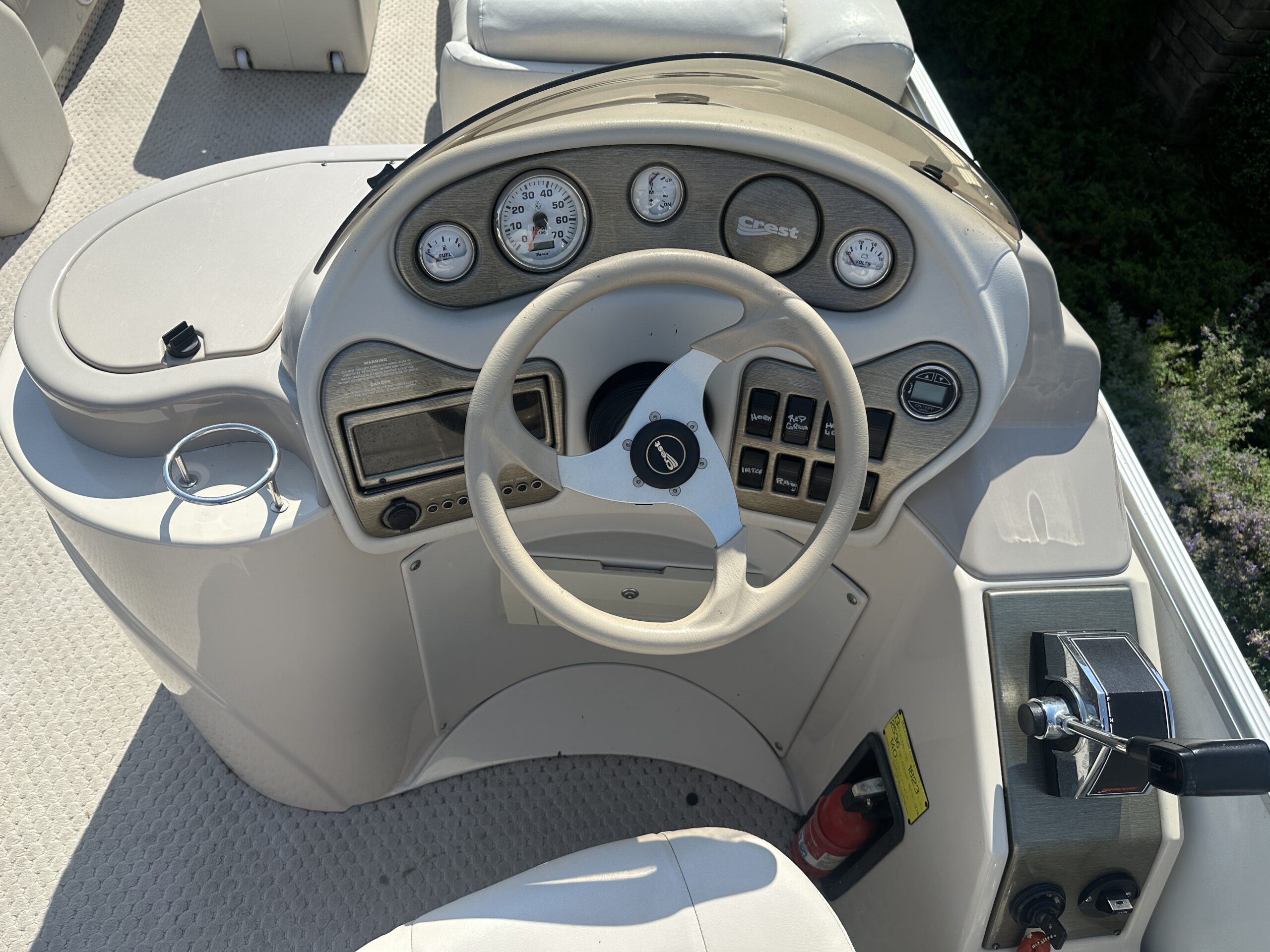 2006 Crest Caribbean 250  Mercury 50hp 4 Stroke
