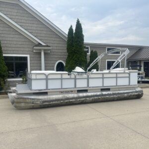 1998 Crest II 20'  2008 Mercury 90hp