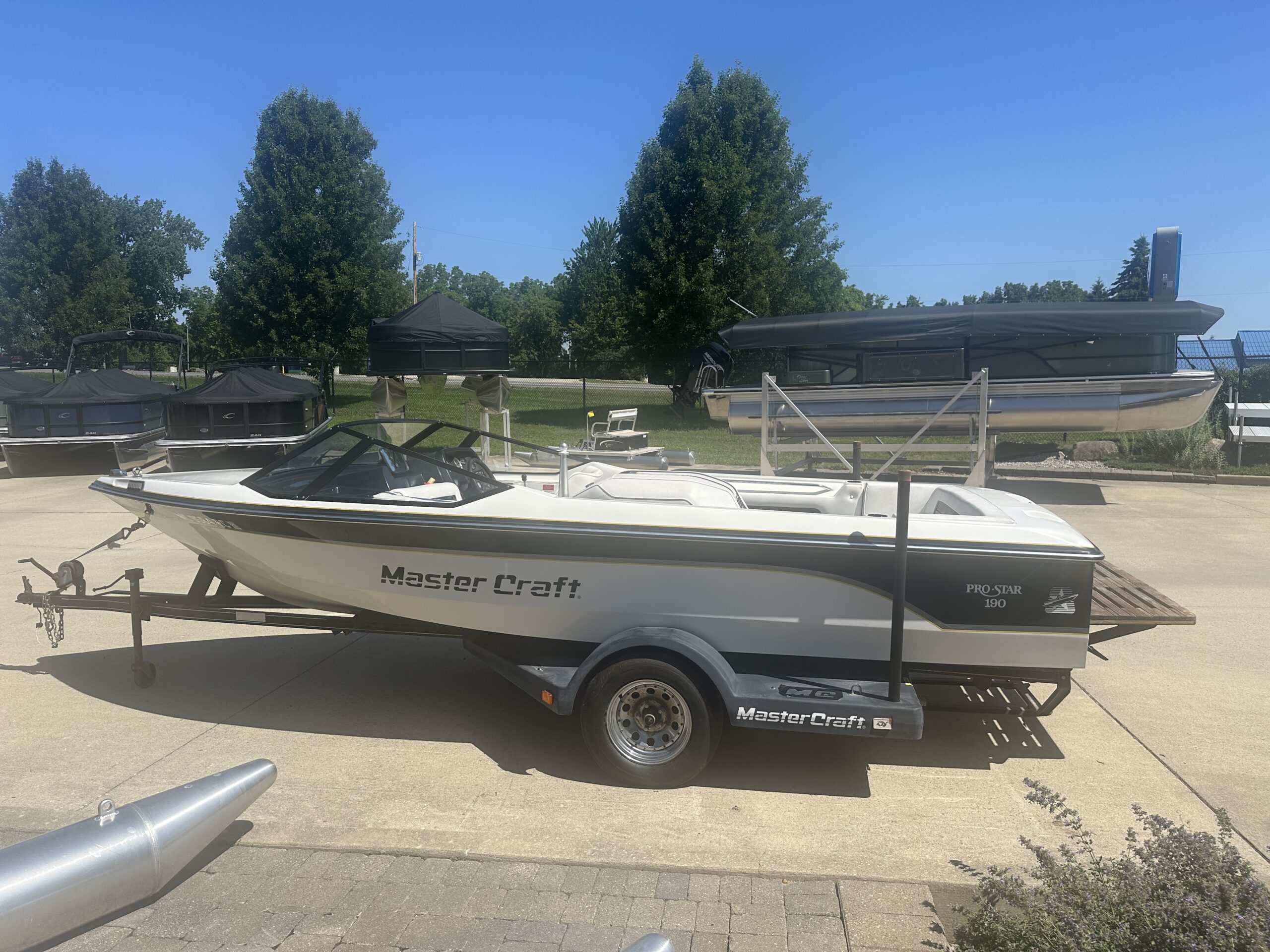 1989 Mastercraft Prostar 190