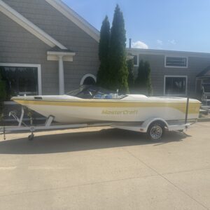 1990 Mastercraft Prostar 190