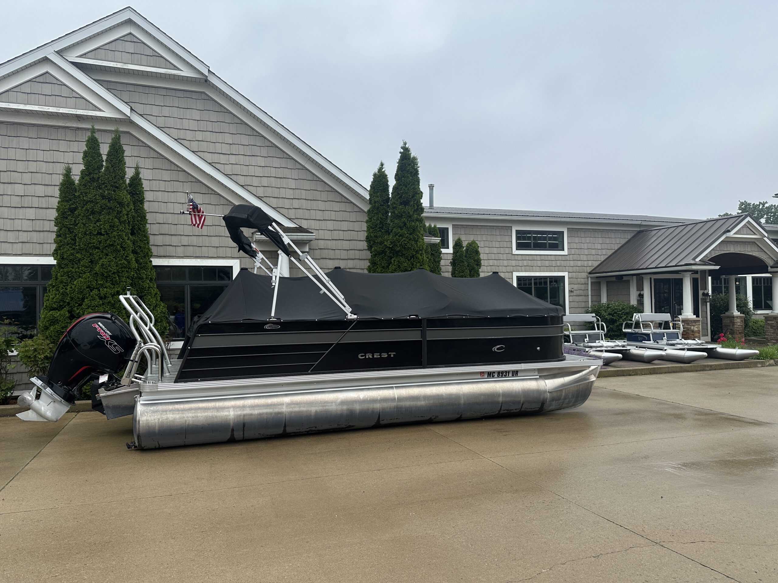 2022 Crest Classic DLX 220 Tri Toon  Mercury 150hp