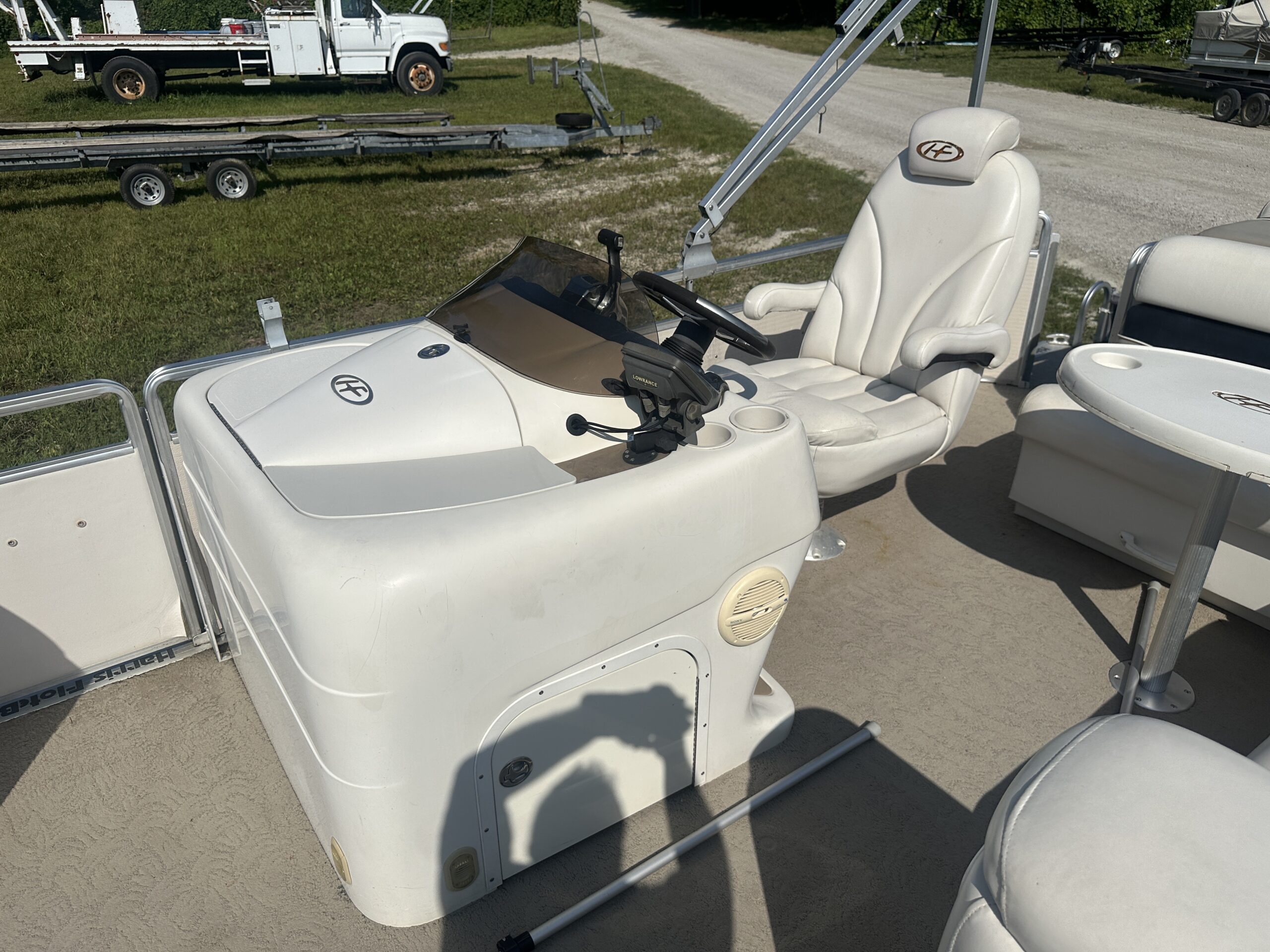 2005 Harris Classic 260  Mercury 60hp EFI 4 Stroke
