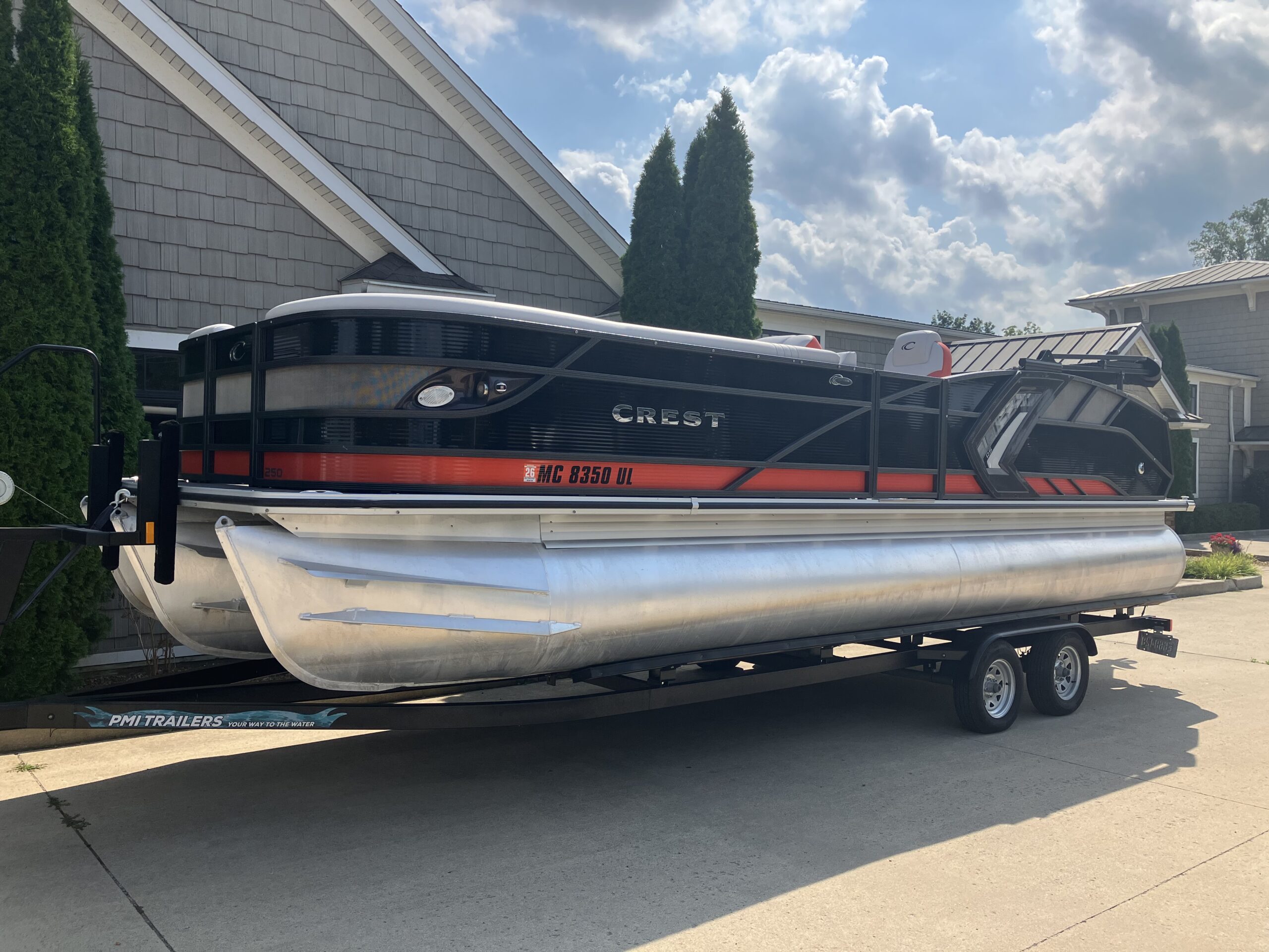 2020 Crest Caribbean RS 250 with 250hp Mercury and Trailer