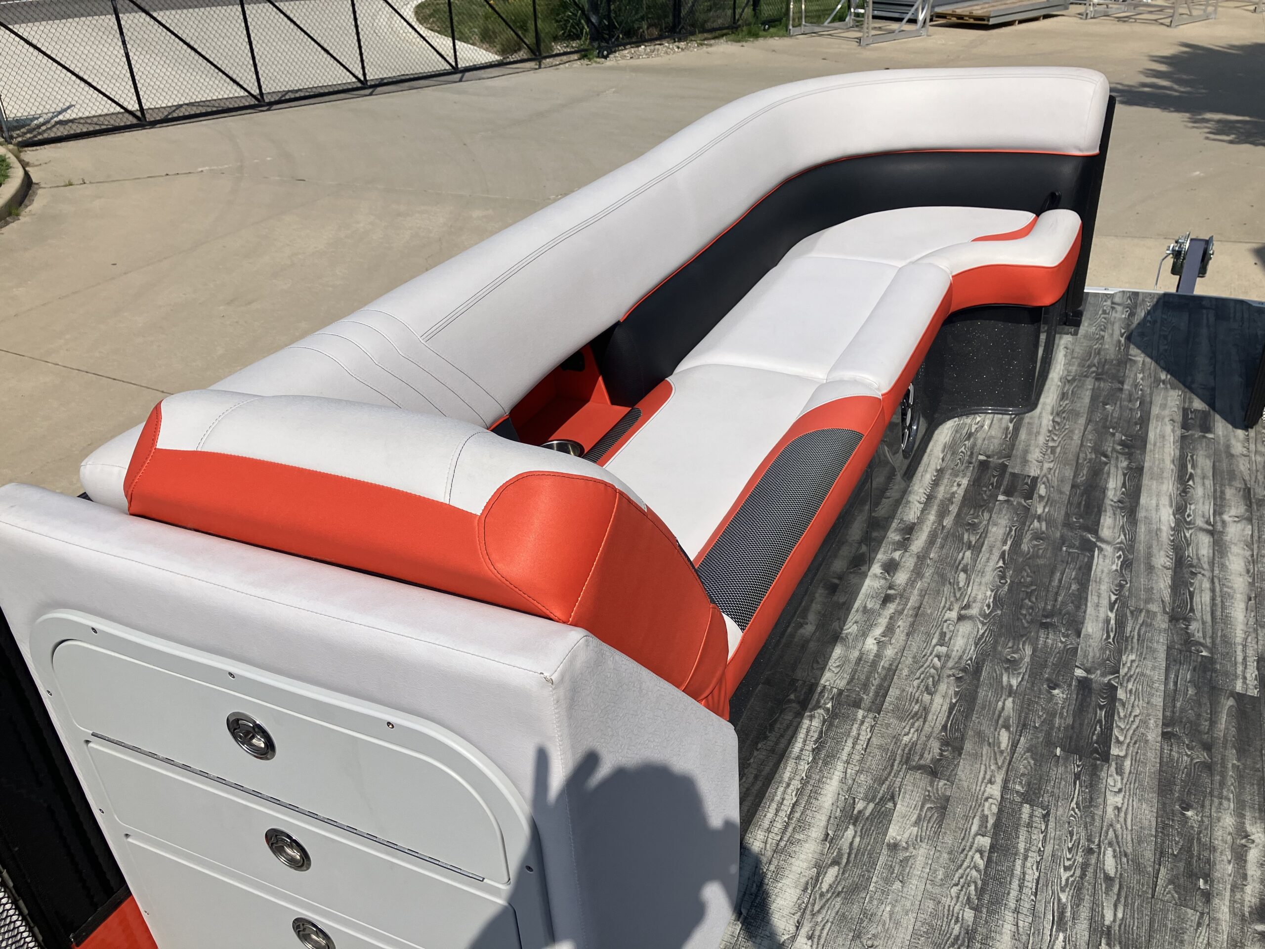 2020 Crest Caribbean RS 250 with 250hp Mercury and Trailer