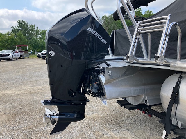 2020 Crest Caribbean RS 250 with 250hp Mercury and Trailer