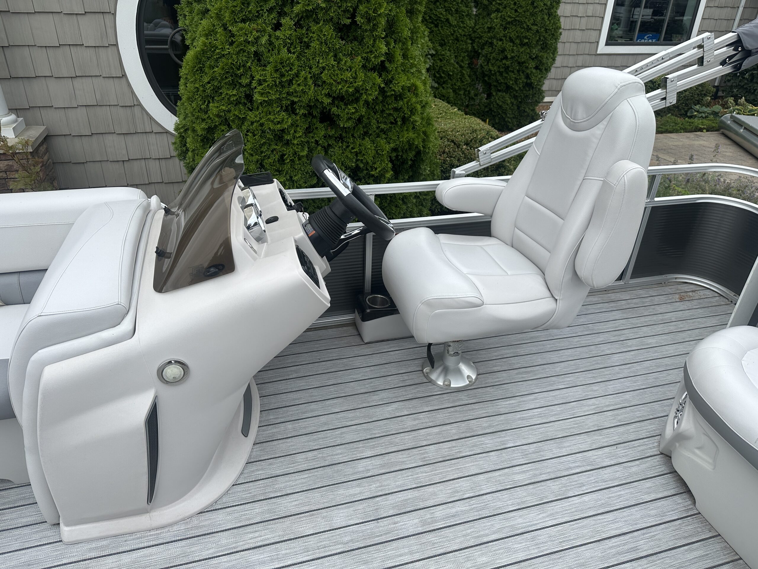 2018 Avalon GS2185  Suzuki 60hp