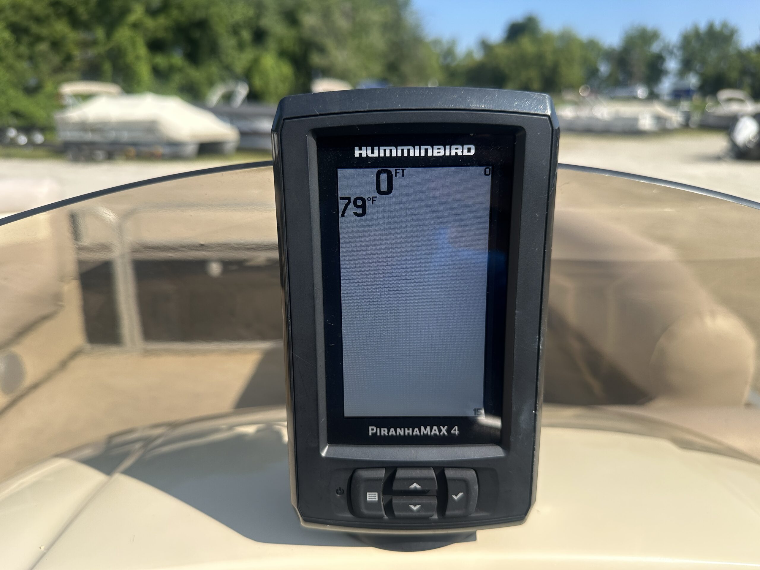 2013 Sweetwater 20'  Honda 50hp