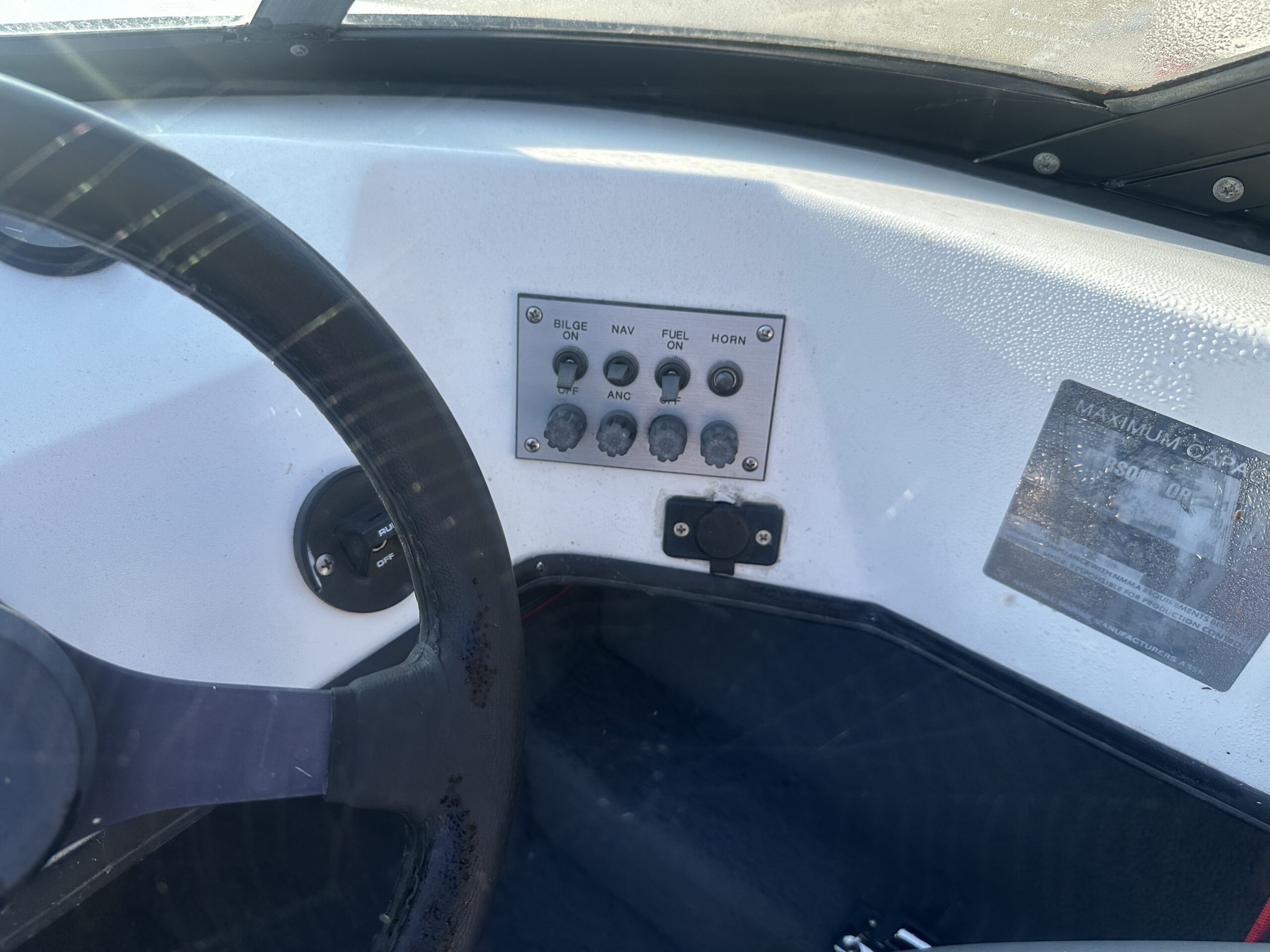 1992 Checkmate Pulse 170  Mercury 115hp