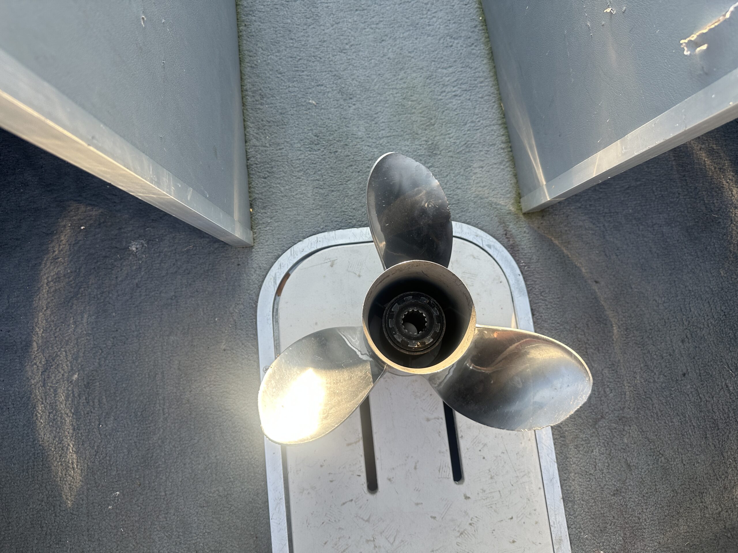 1992 Checkmate Pulse 170  Mercury 115hp