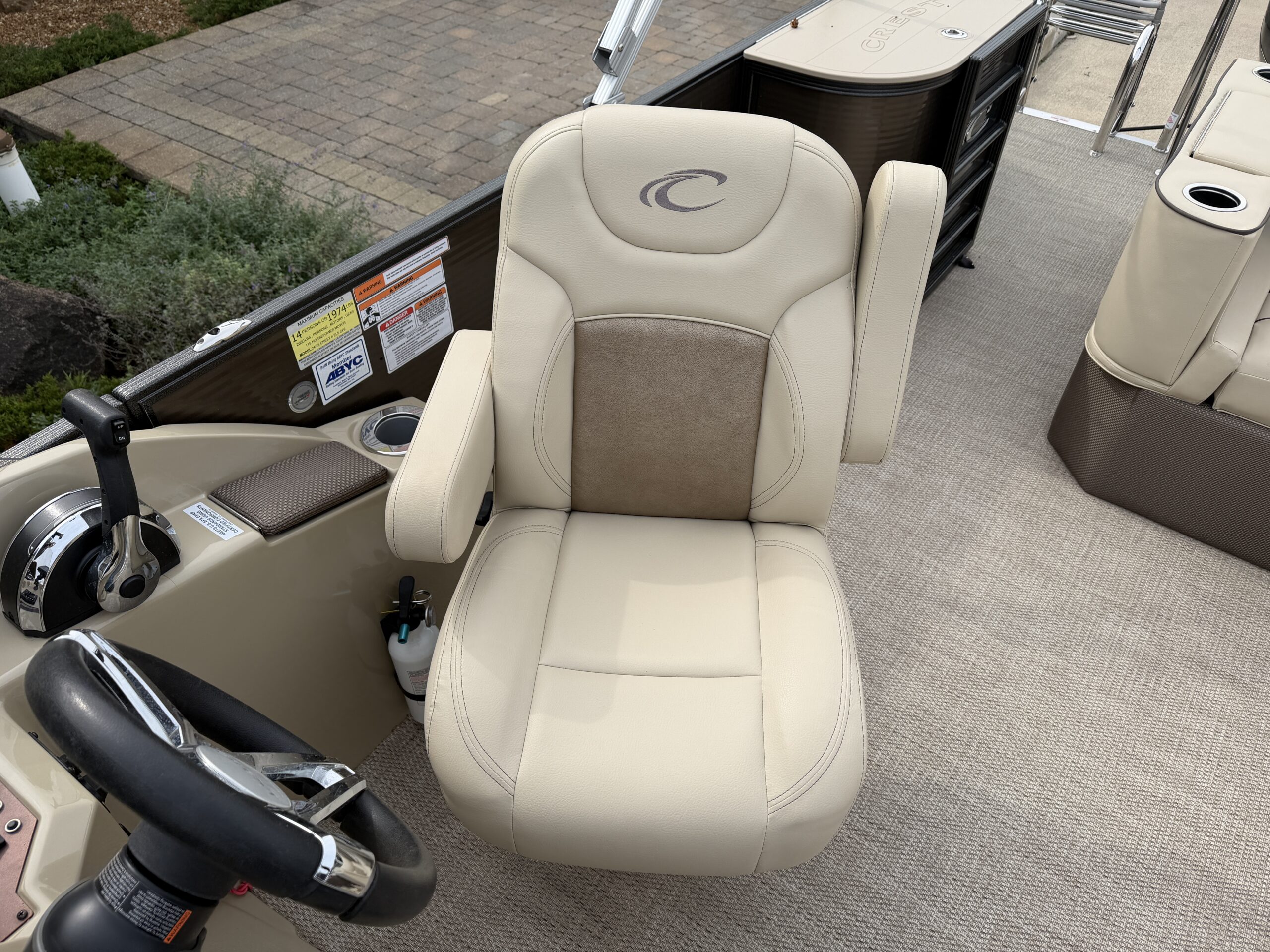 2019 Crest II 240 SLS  Mercury 115hp Pro XS