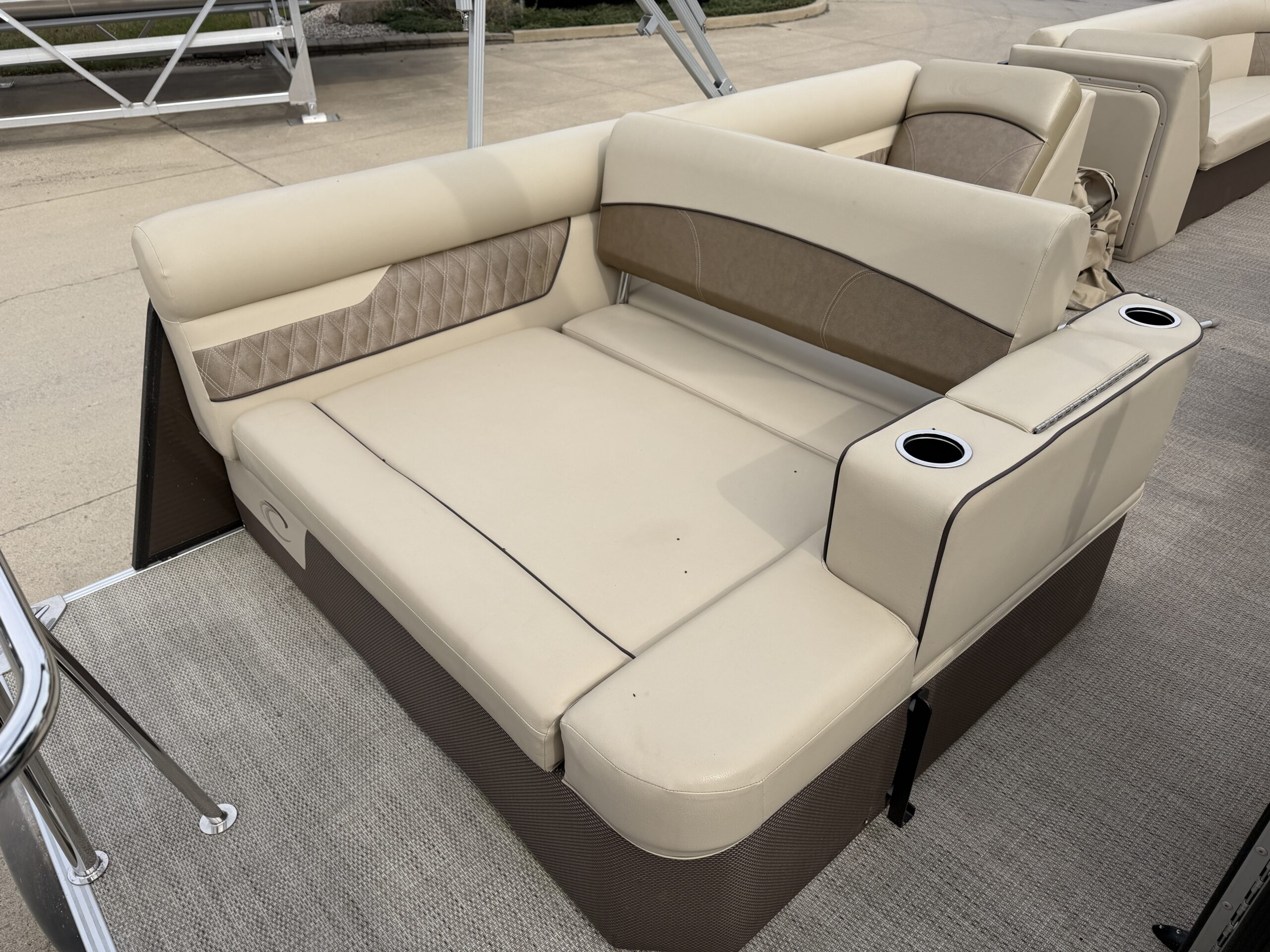 2019 Crest II 240 SLS  Mercury 115hp Pro XS