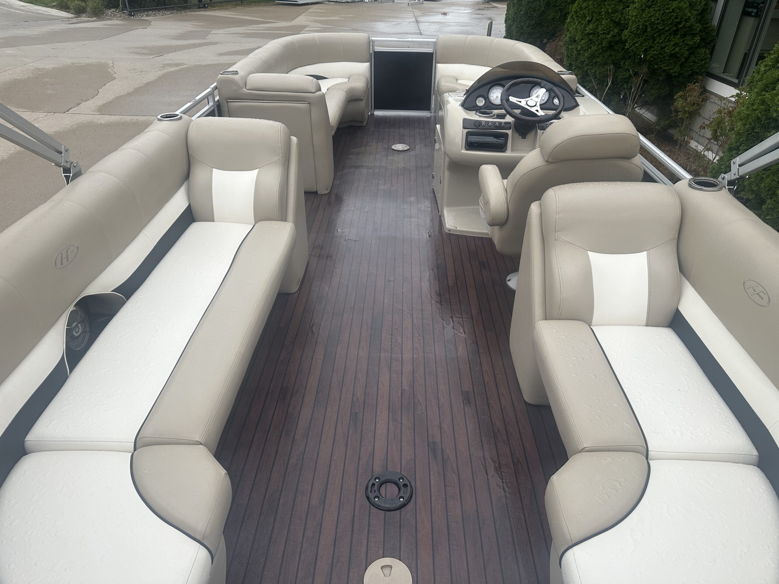 2013 Harris Solstice 220 CW Mercury 60hp EFI 4 stroke