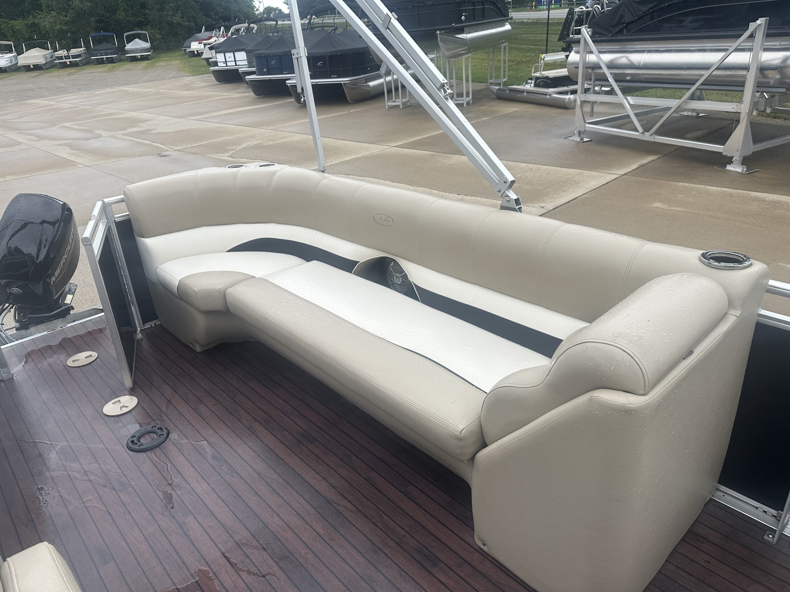 2013 Harris Solstice 220 CW Mercury 60hp EFI 4 stroke