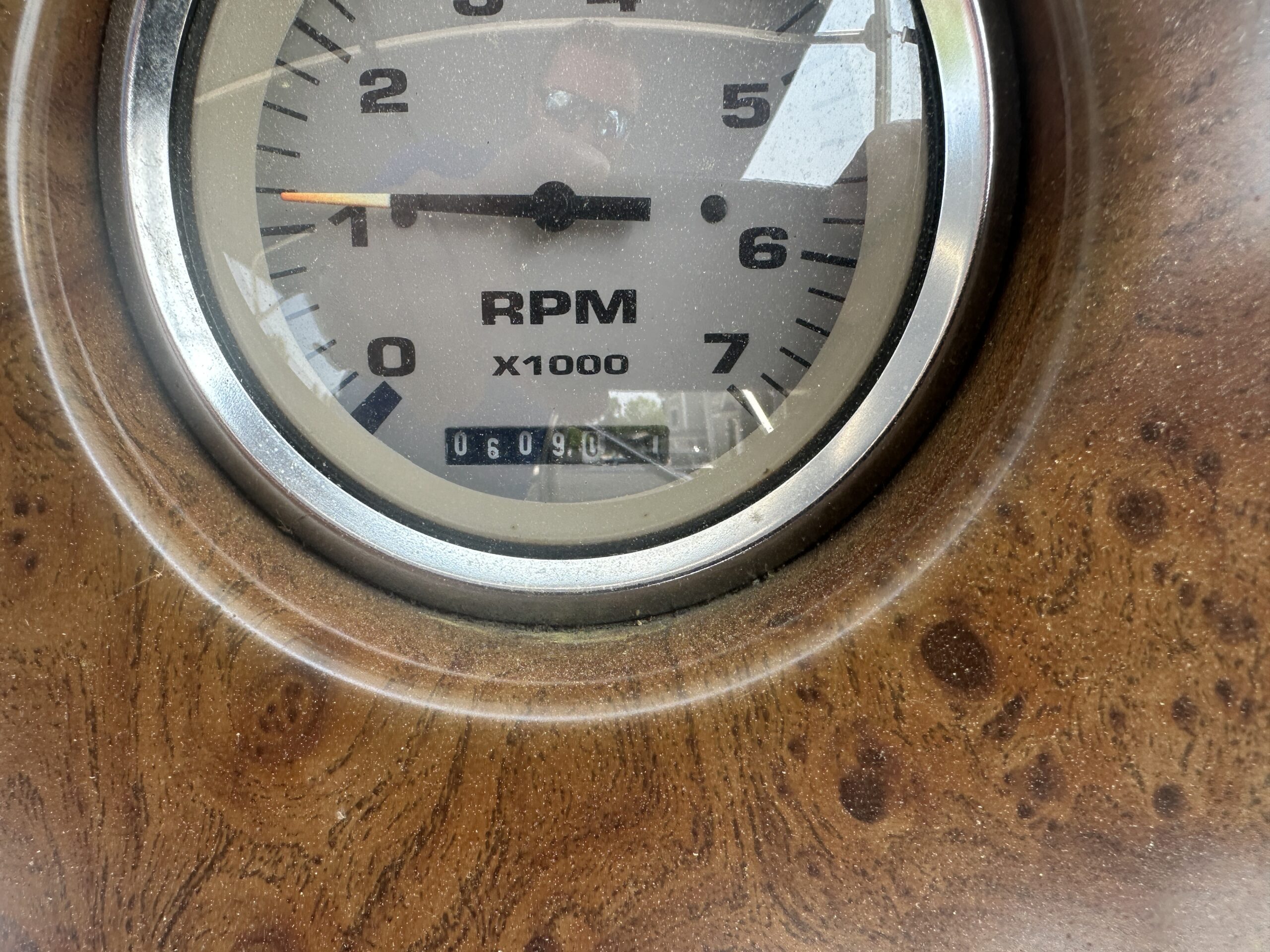 2004 Crest II 20'  Mercury 50hp EFI 4 Stroke