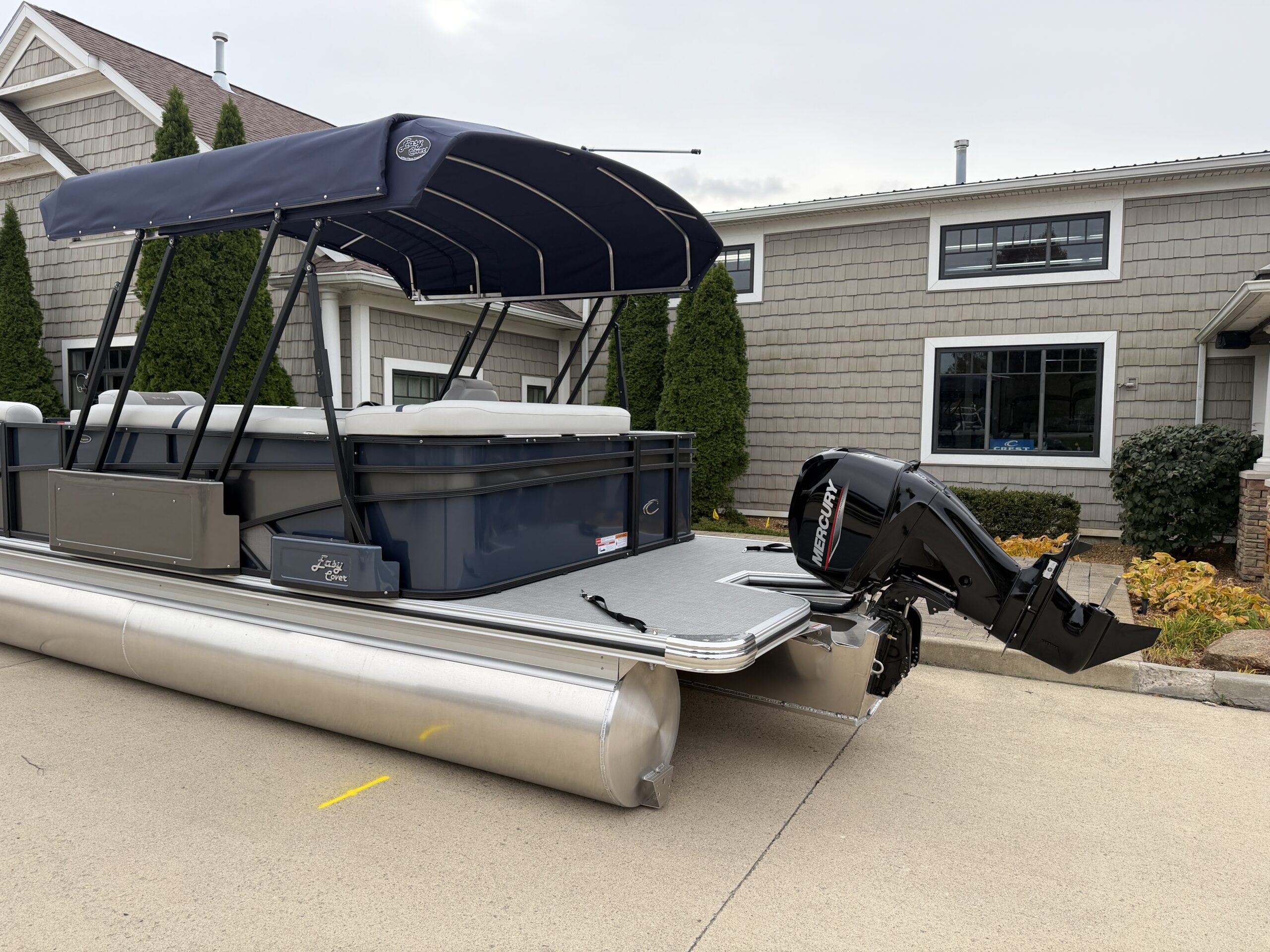 2026 Crest Conquest 210 L-Group  Mercury 50hp CT  Easy Cover